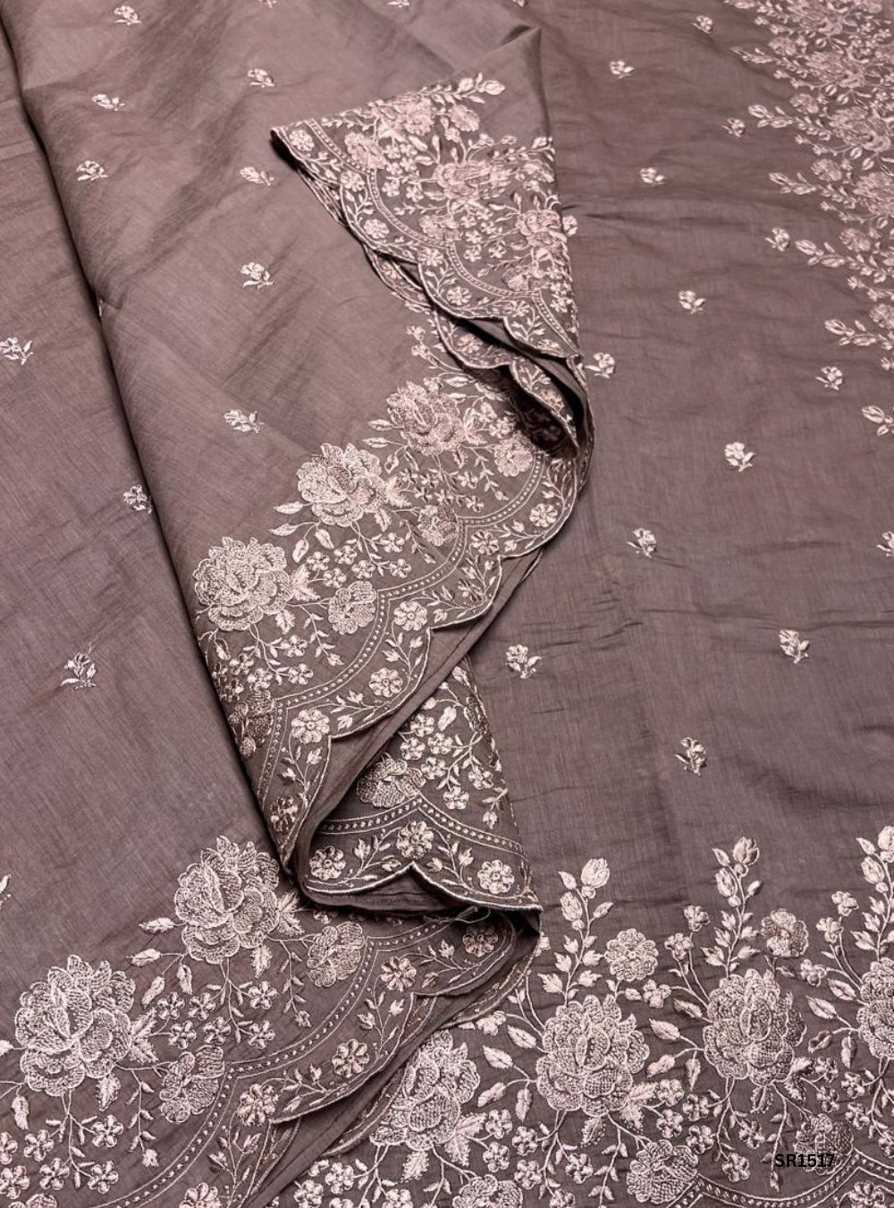 Cocoa - Mul chanderi Thread Embroided Saree