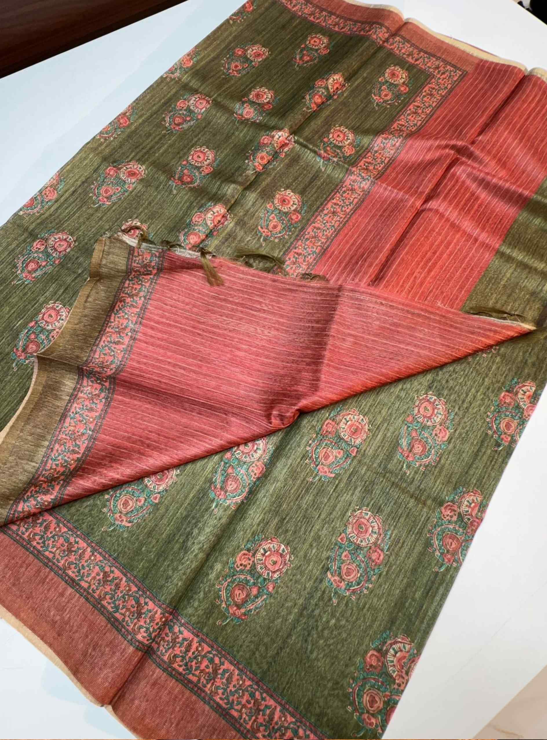 Green & Red - Fancy Saree