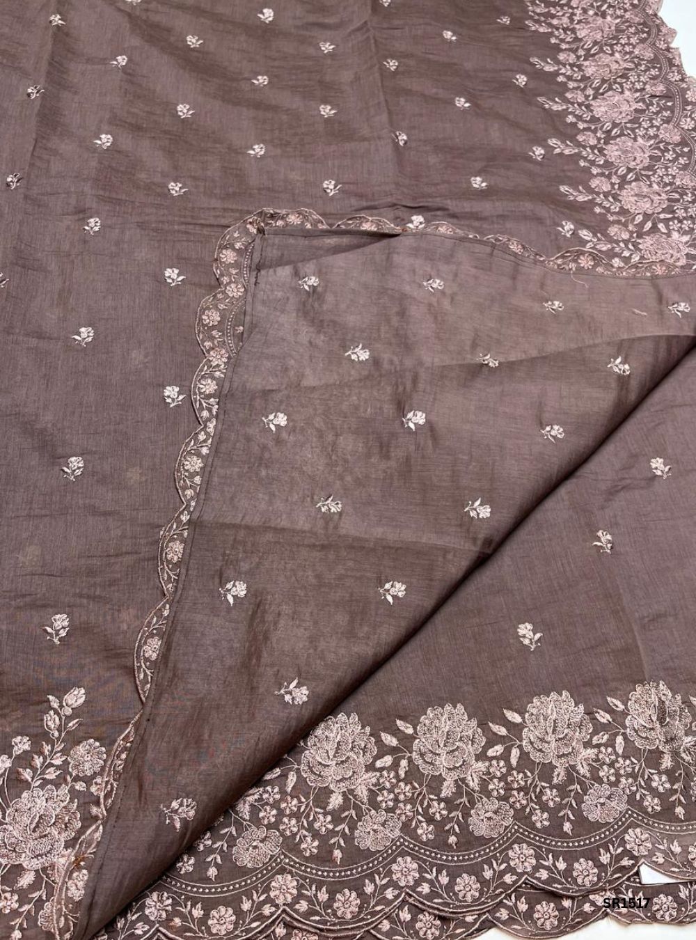 Cocoa - Mul chanderi Thread Embroided Saree