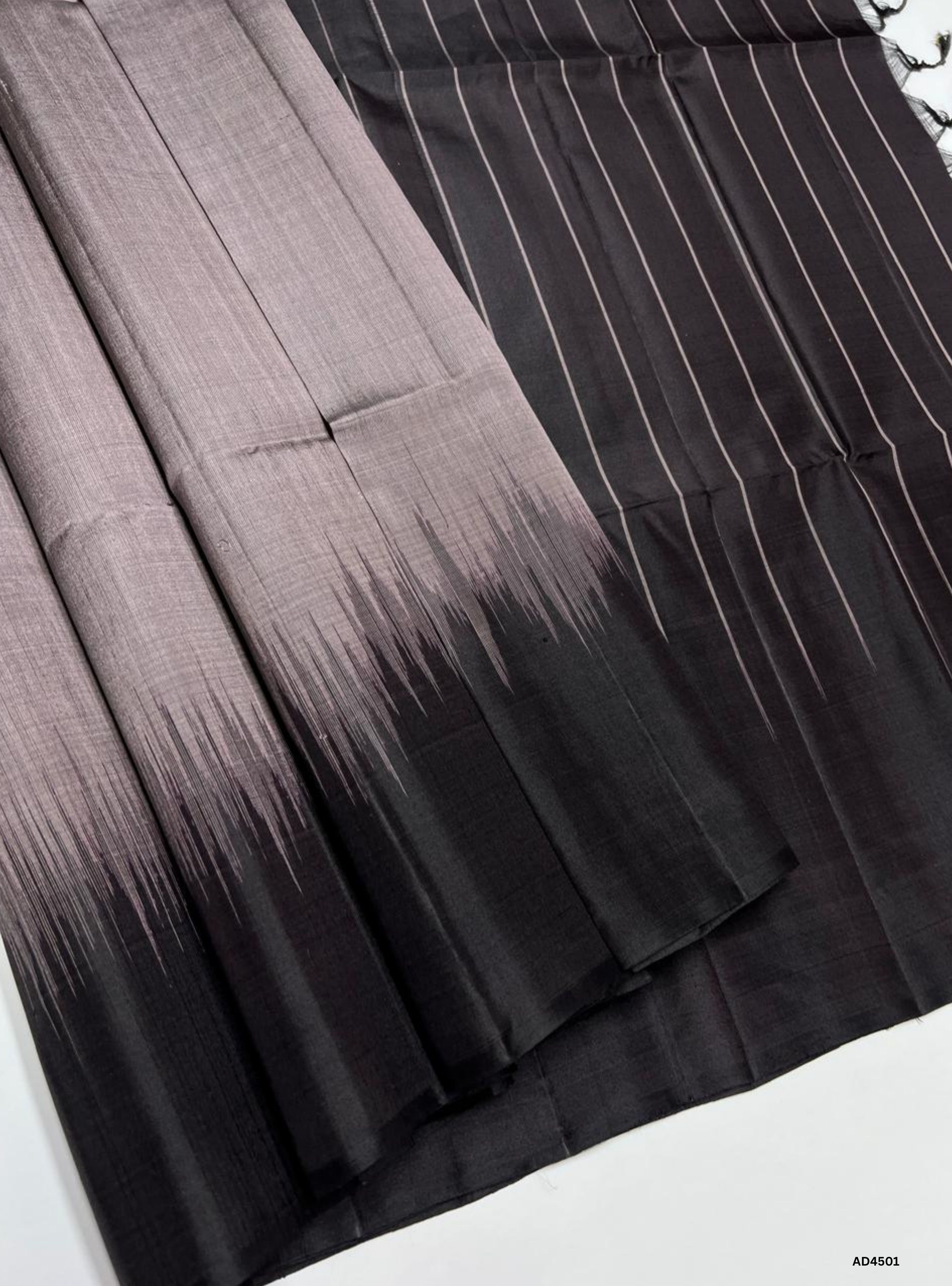 CoCo & Dark Coffee Brown - Contrast Plain Soft Silk Saree