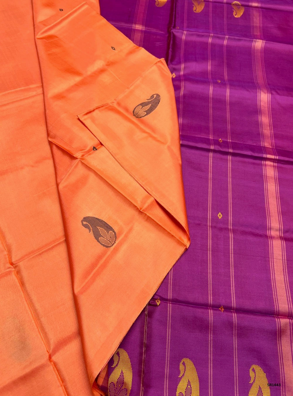 Pink & Peach - Vazhainaar Pattu