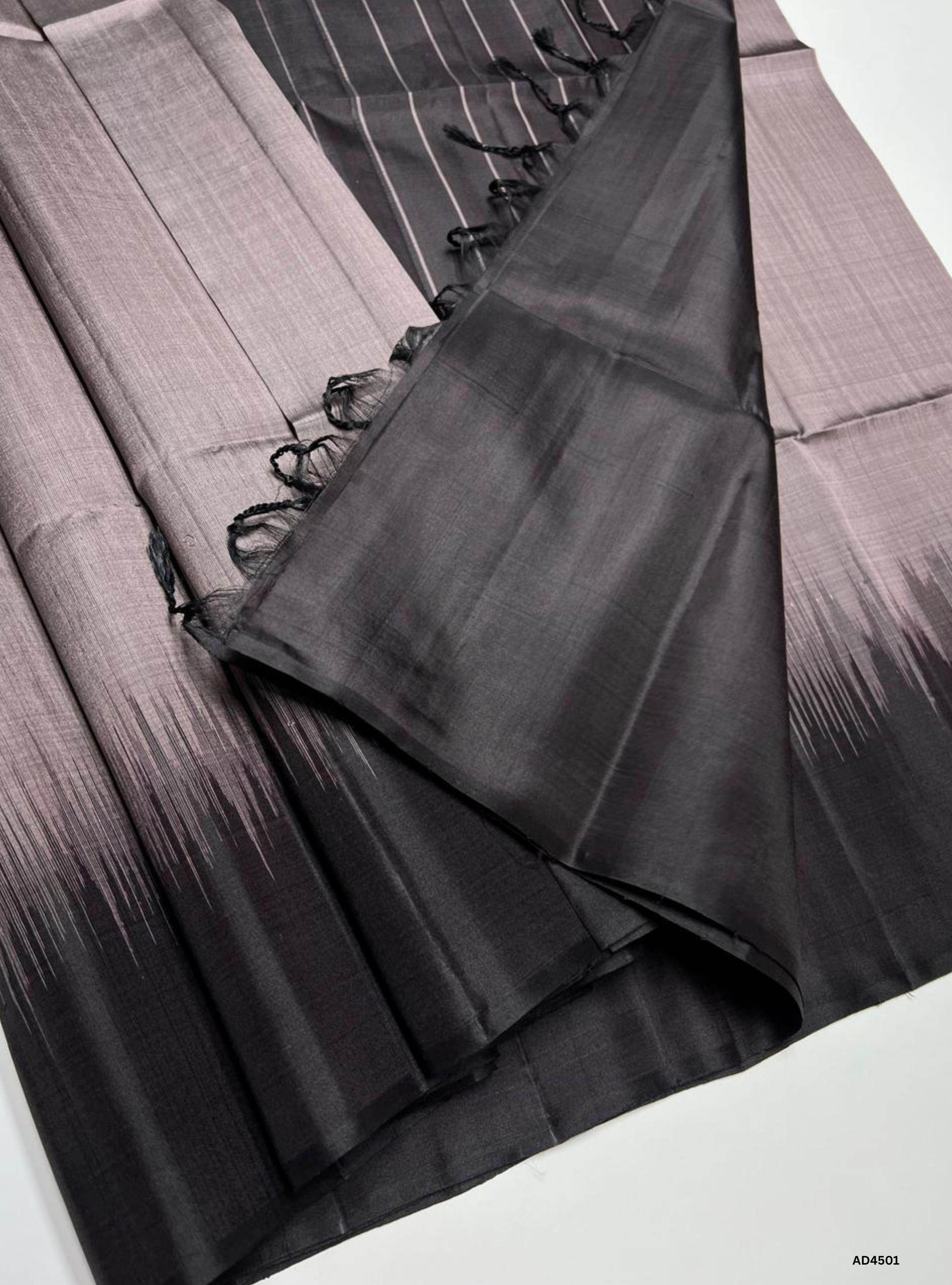 CoCo & Dark Coffee Brown - Contrast Plain Soft Silk Saree