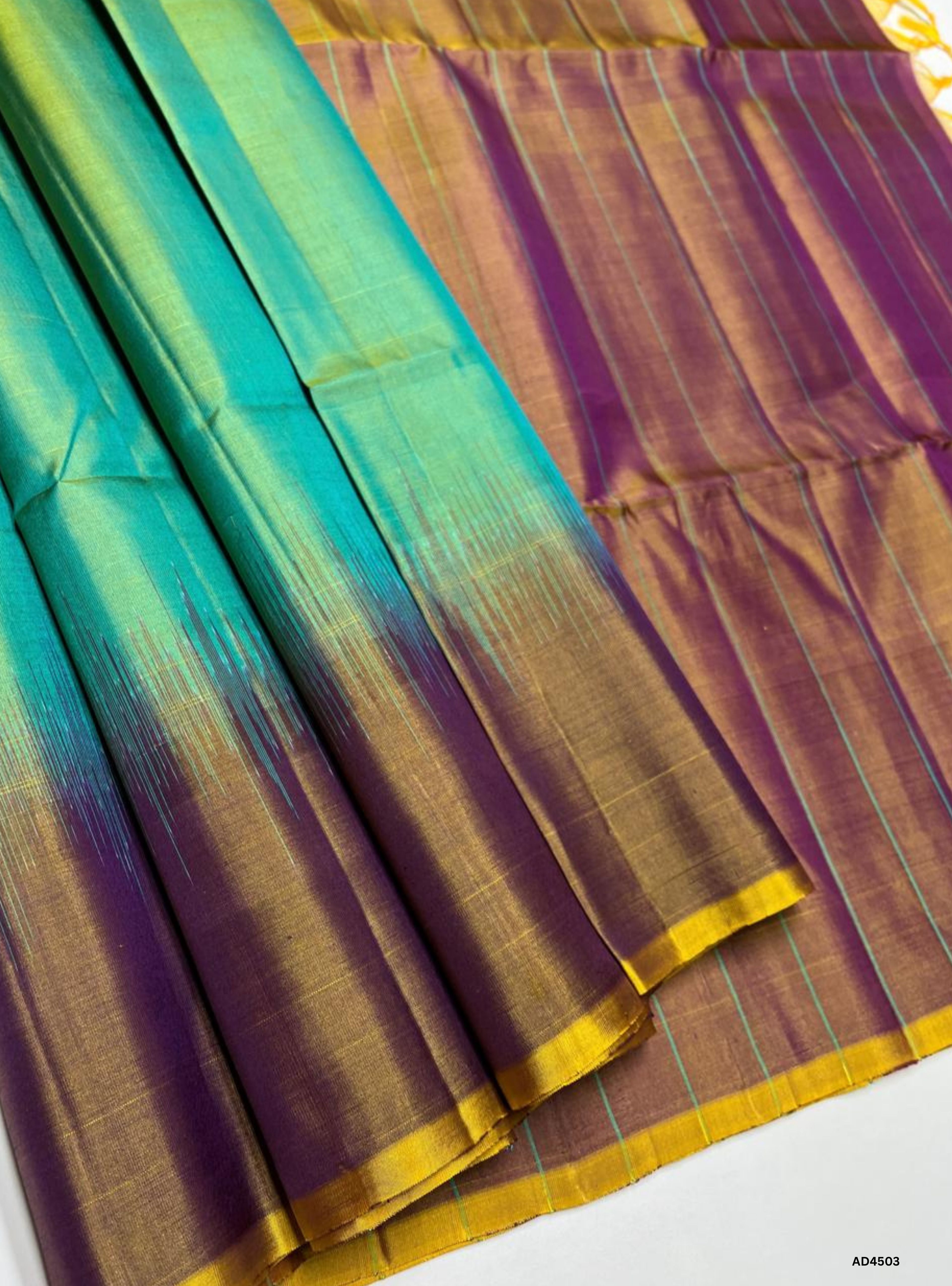 Pastel Green & Dual Tone Pink - Contrast Plain Soft Silk Saree