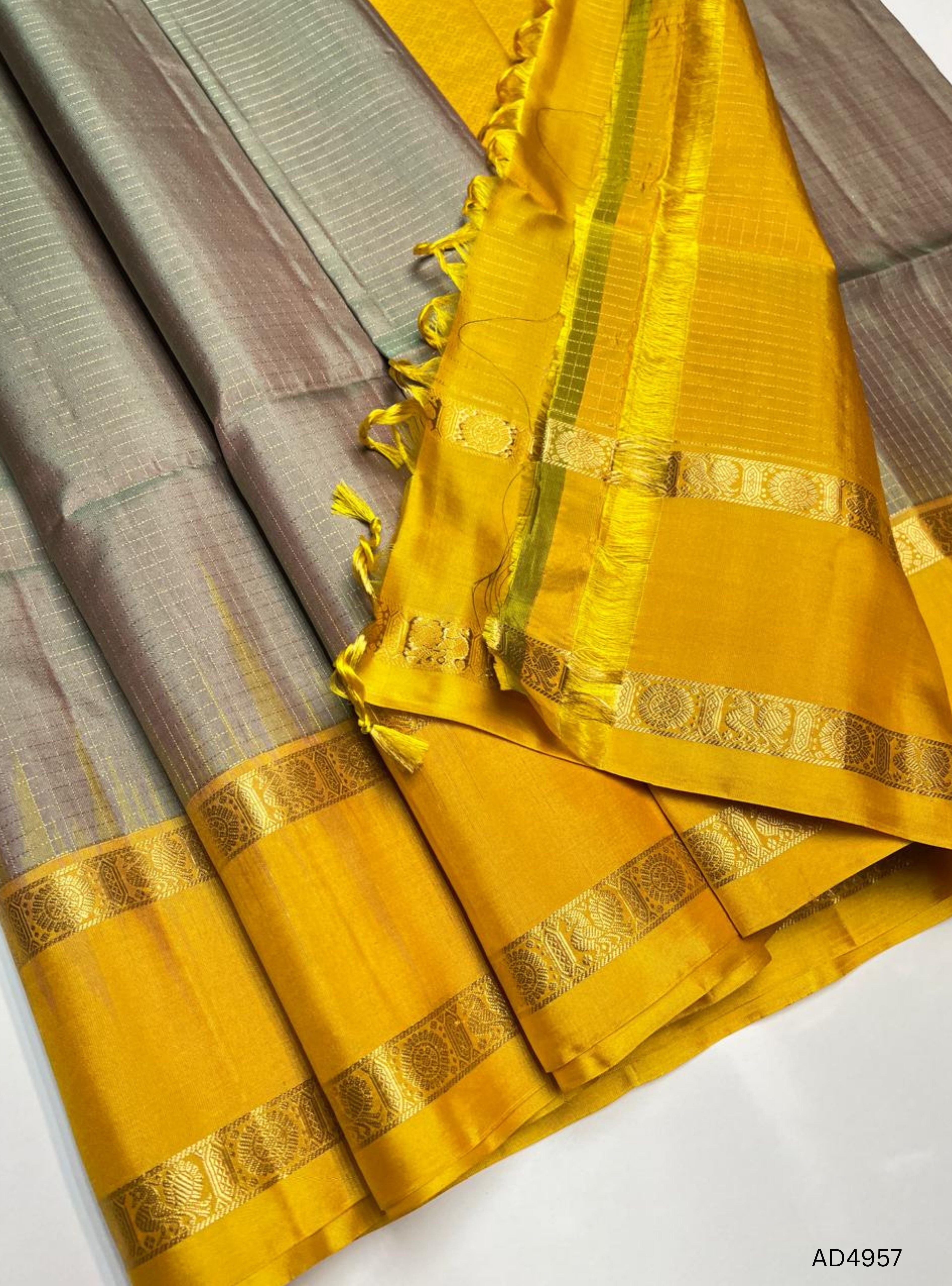 Chikoo & Yellow - Checkerd Retta Pet Soft Silk Saree