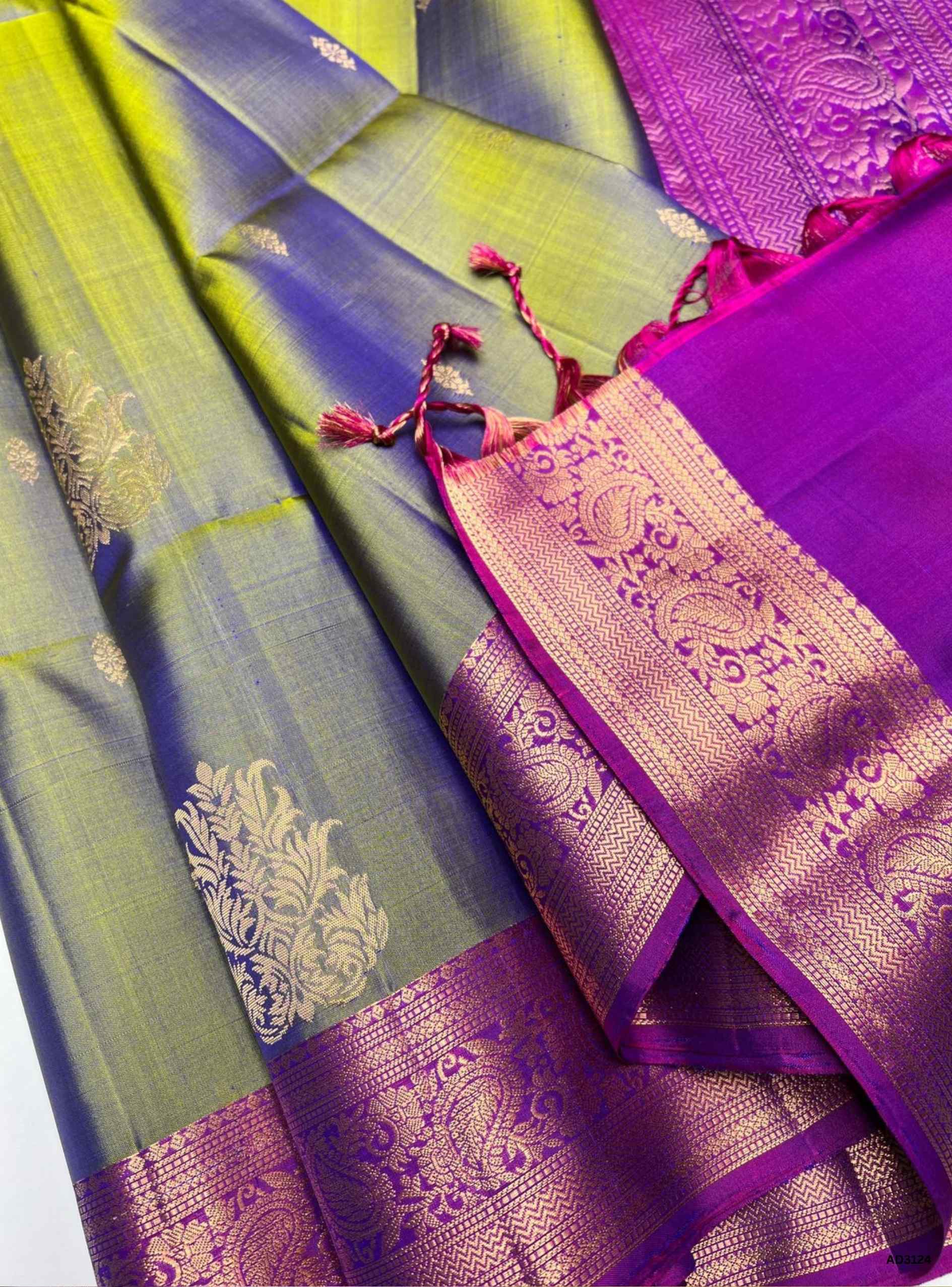Dual Tone Green & Magenta - Soft Silk Saree