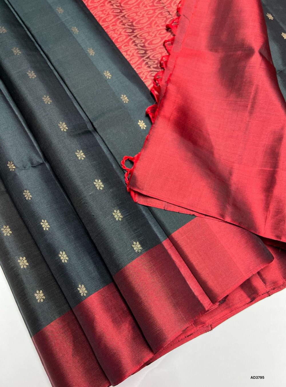 Dark Green & Maroon - Soft Silk Saree