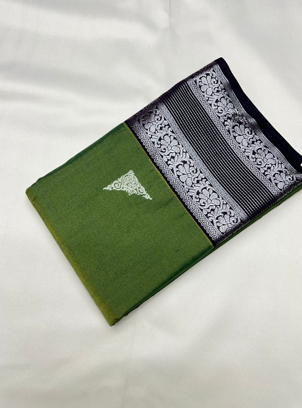 Green & Dark Plum - Vegan Silk Saree