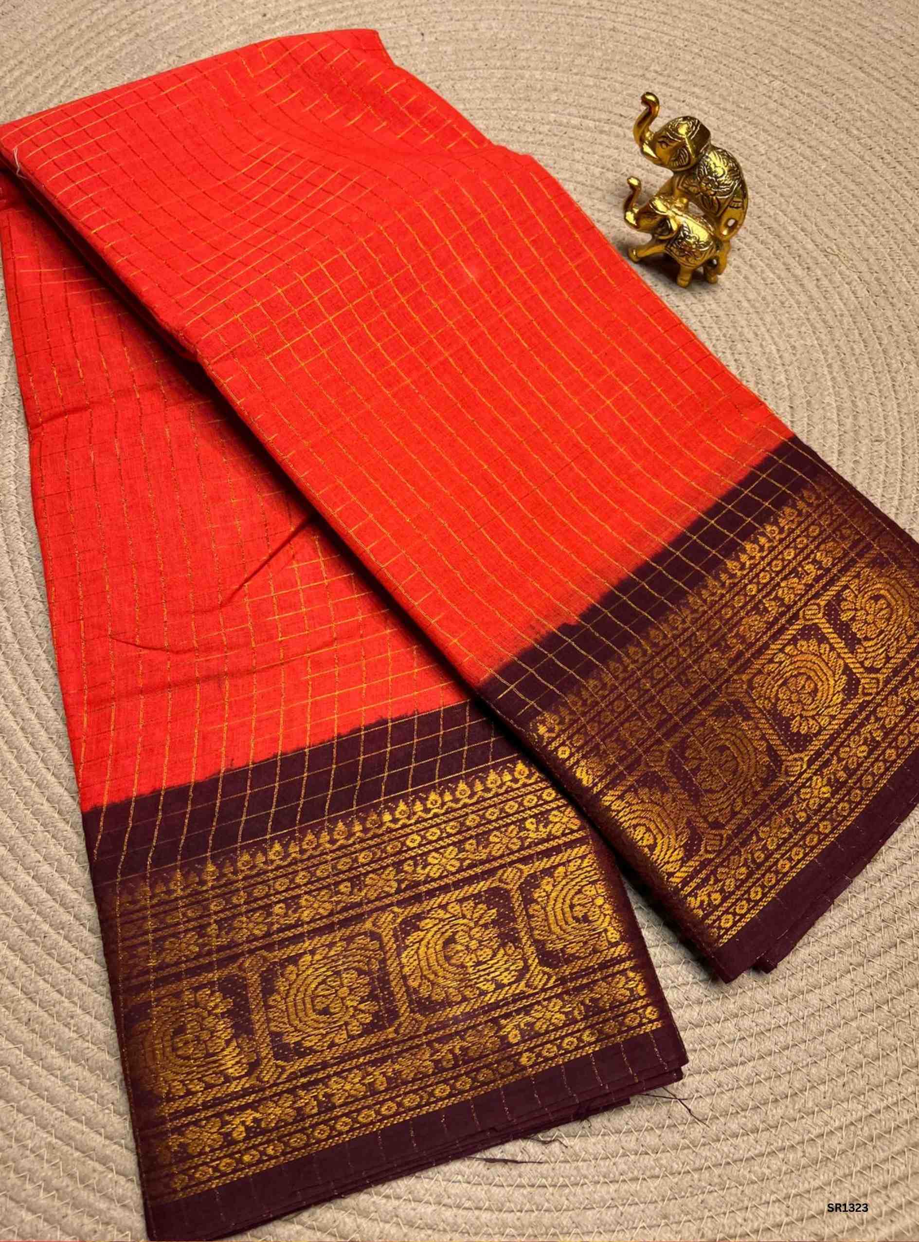 Red & Maroon  - Zari Checks Chungudi Cotton Saree