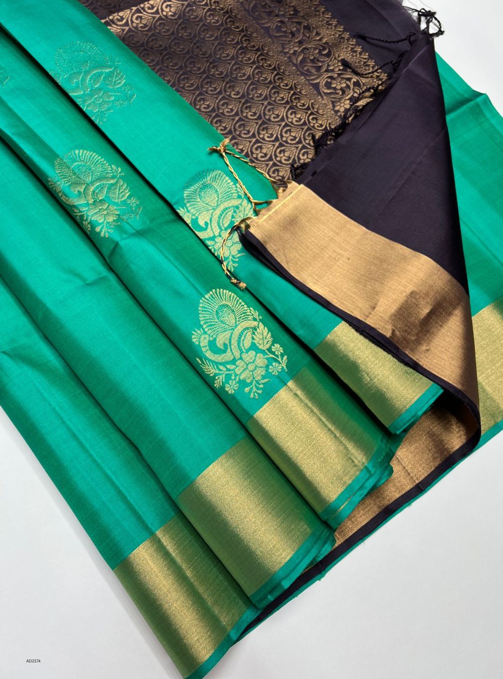 Rama Green & Burgundy - Soft Silk Saree