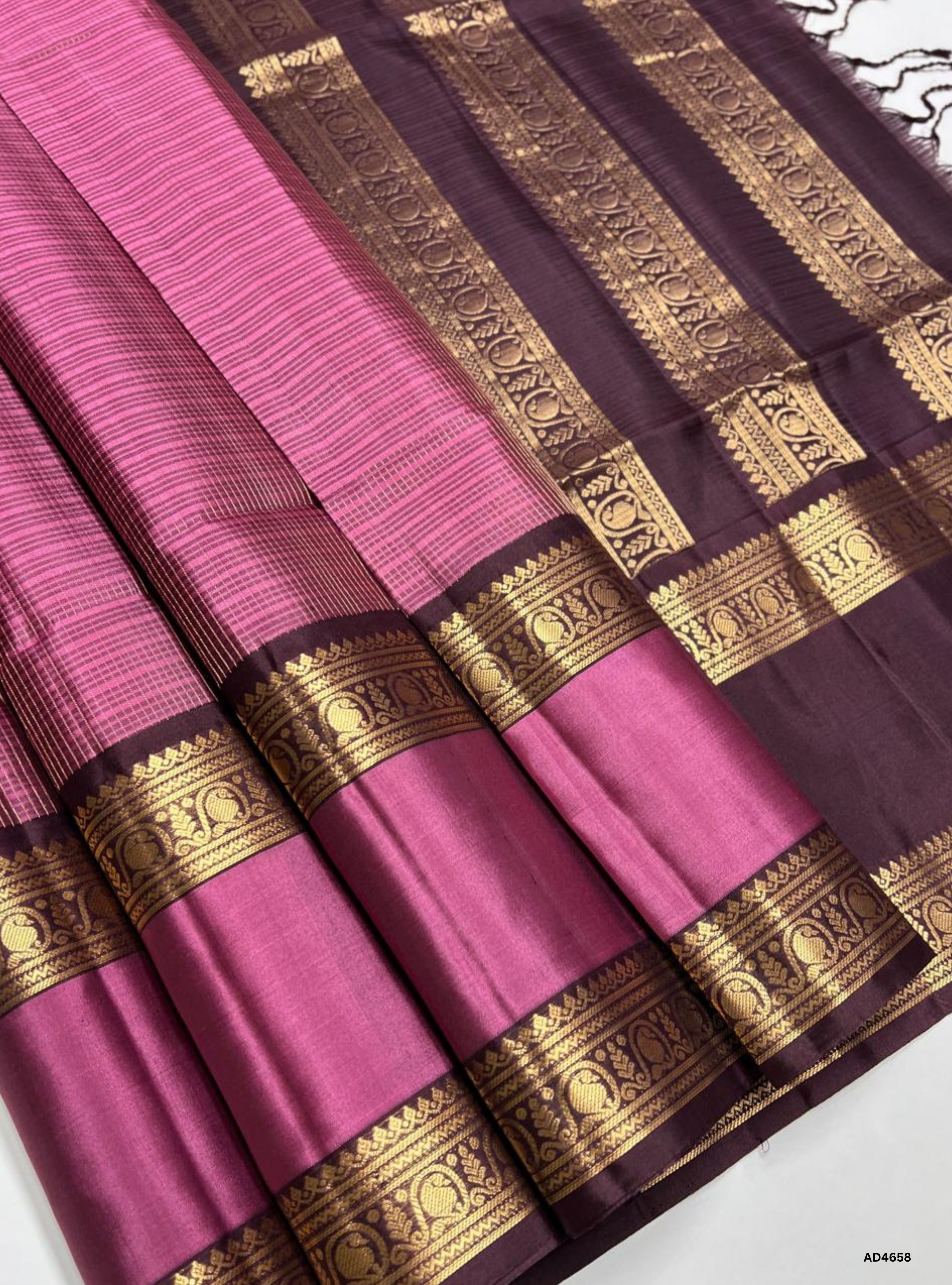 Mulberry & Coffee Brown -  Checkerd Retta Pet Border Soft Silk Saree