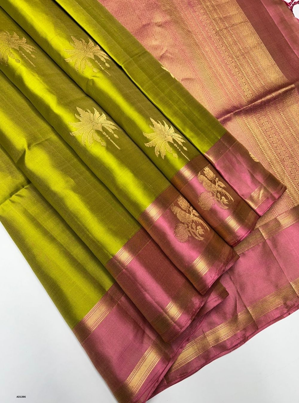 Green & Baby Pink - Soft Silk Saree