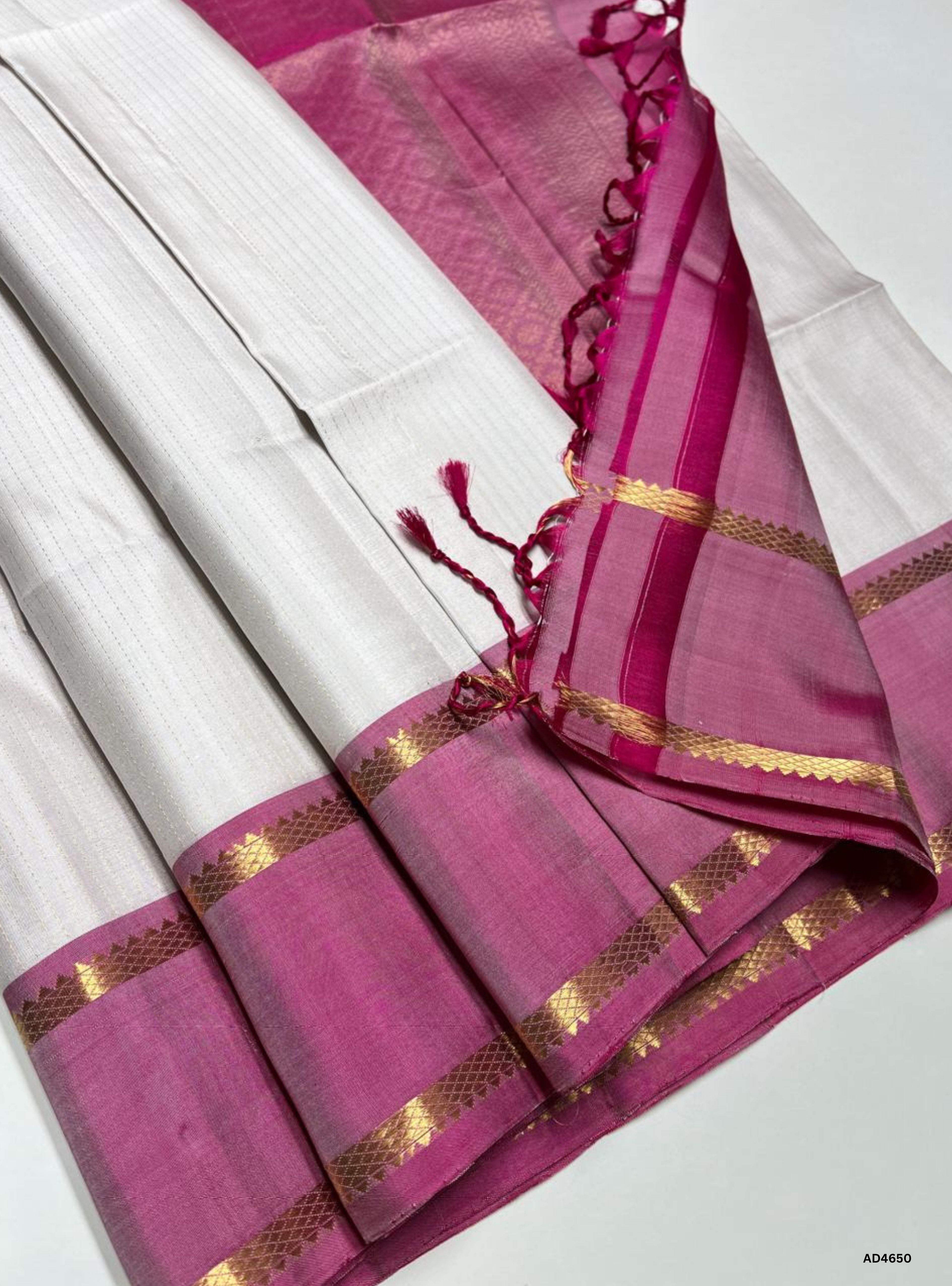 White & Pink - Vairaoosi Retta Pet Border Soft Silk Saree