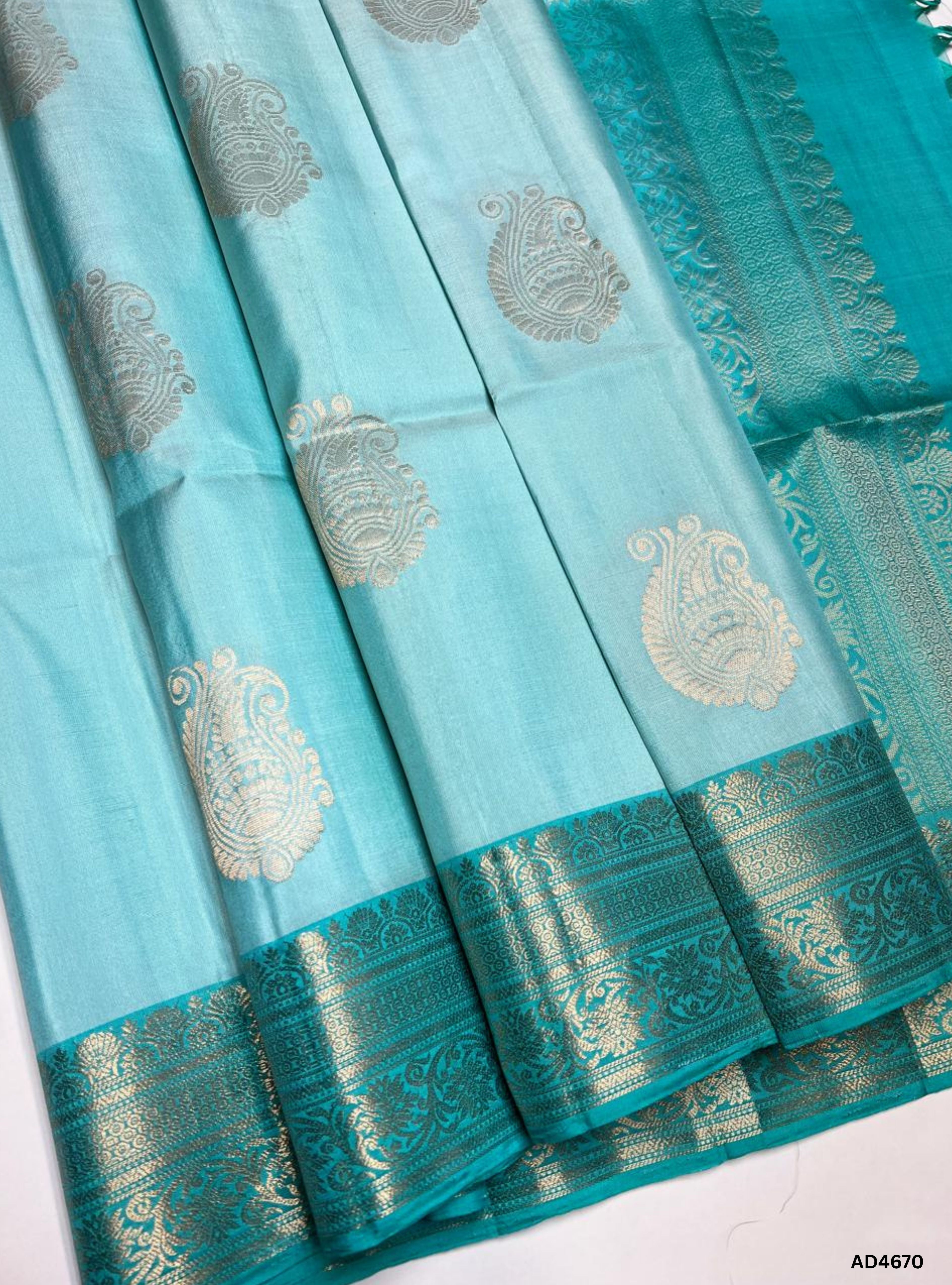 Ice Blue & Rama Green - Kanchi Border Soft Silk Saree