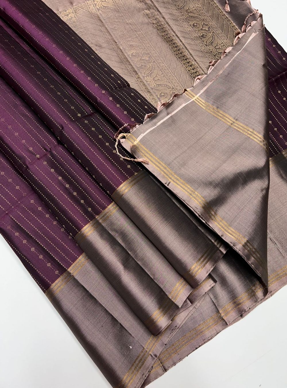 Vaira Oosi - Dark Purple & Coco Brown Soft Silk Saree