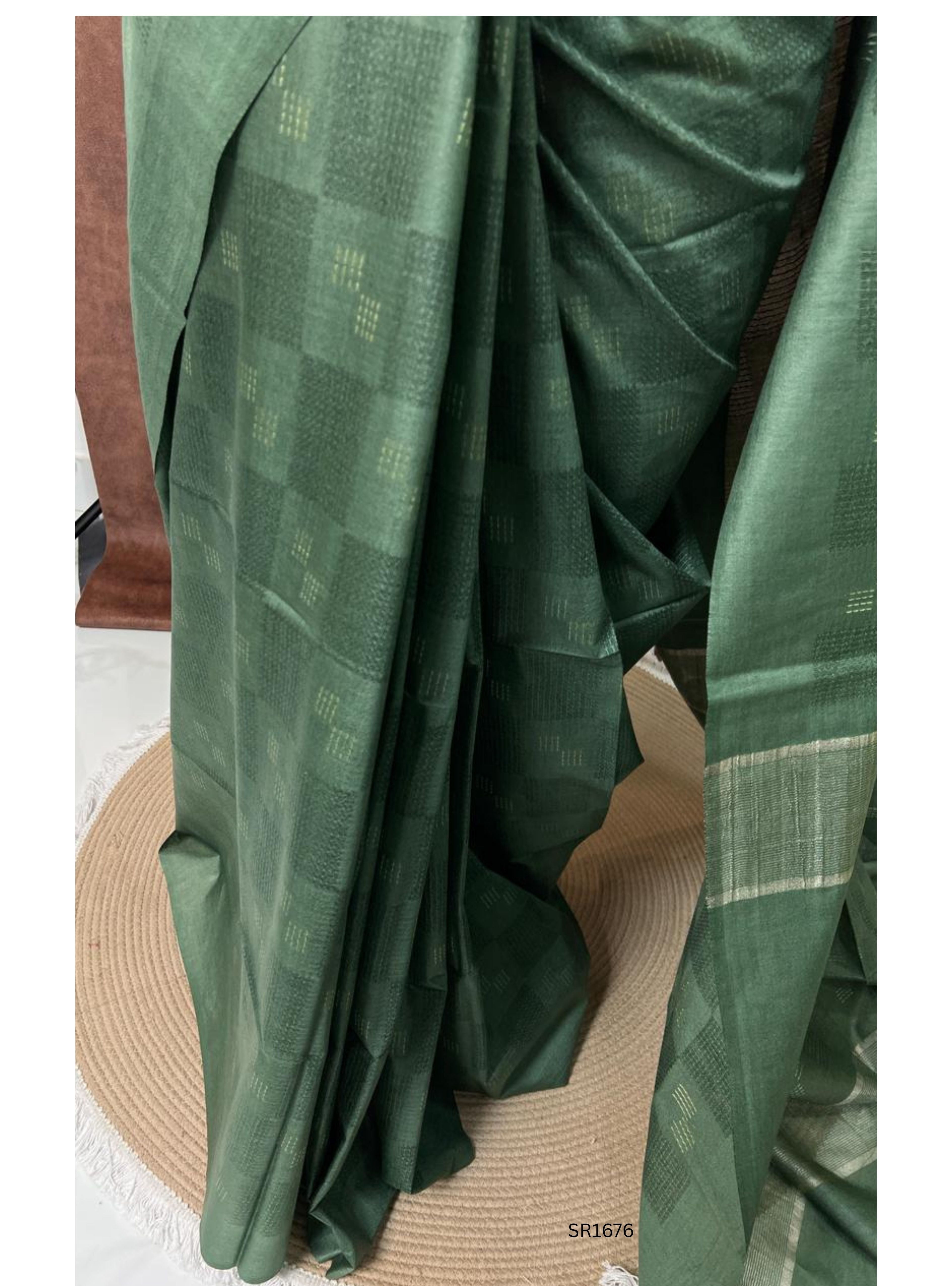 Green - Moonga Silk  Saree