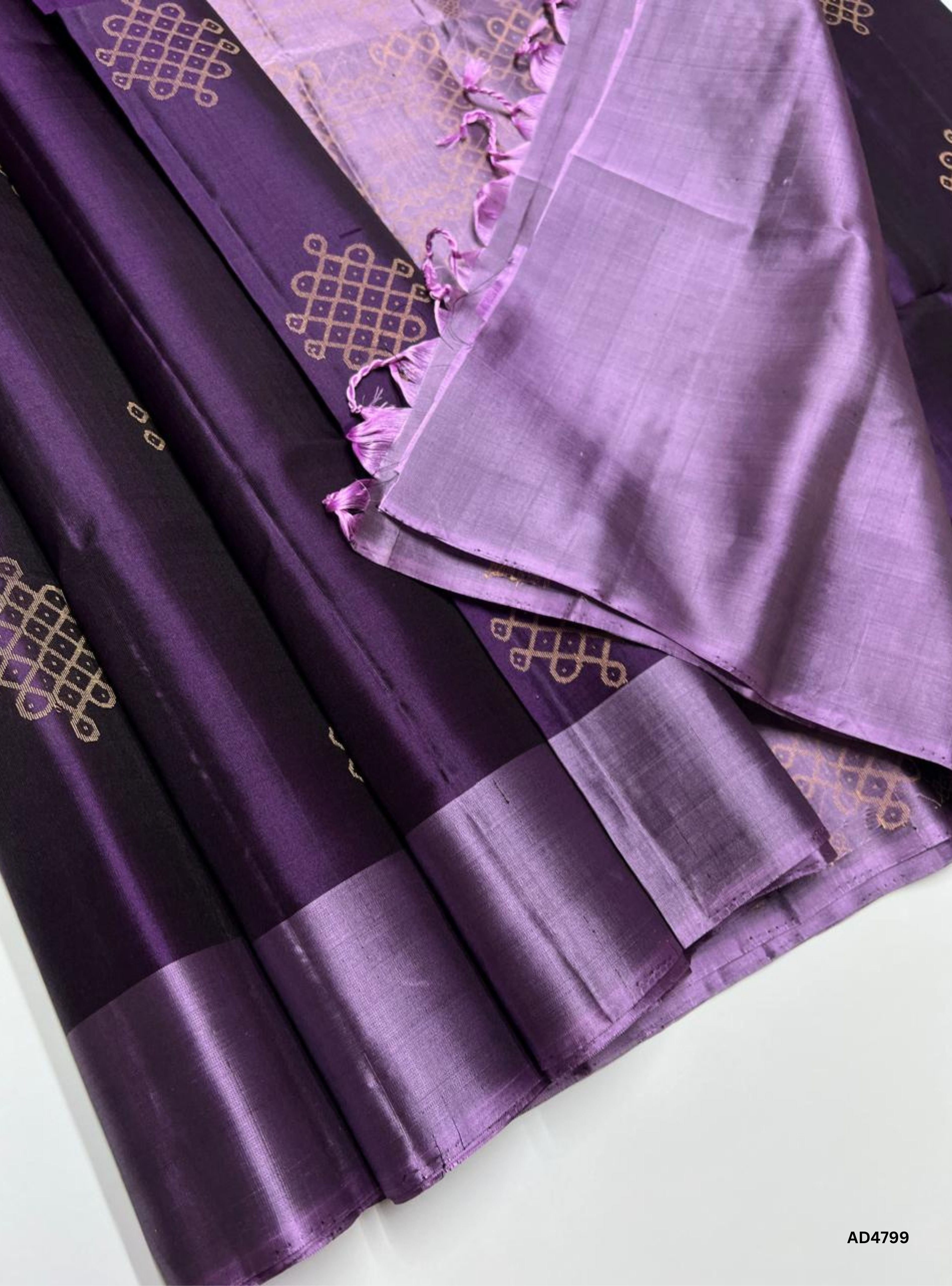 Purple & Lilac - Kolam Soft Silk Saree