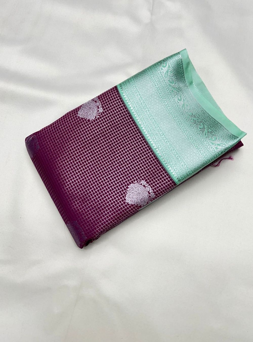 Magenta & Pista Green - Vegan Silk Saree