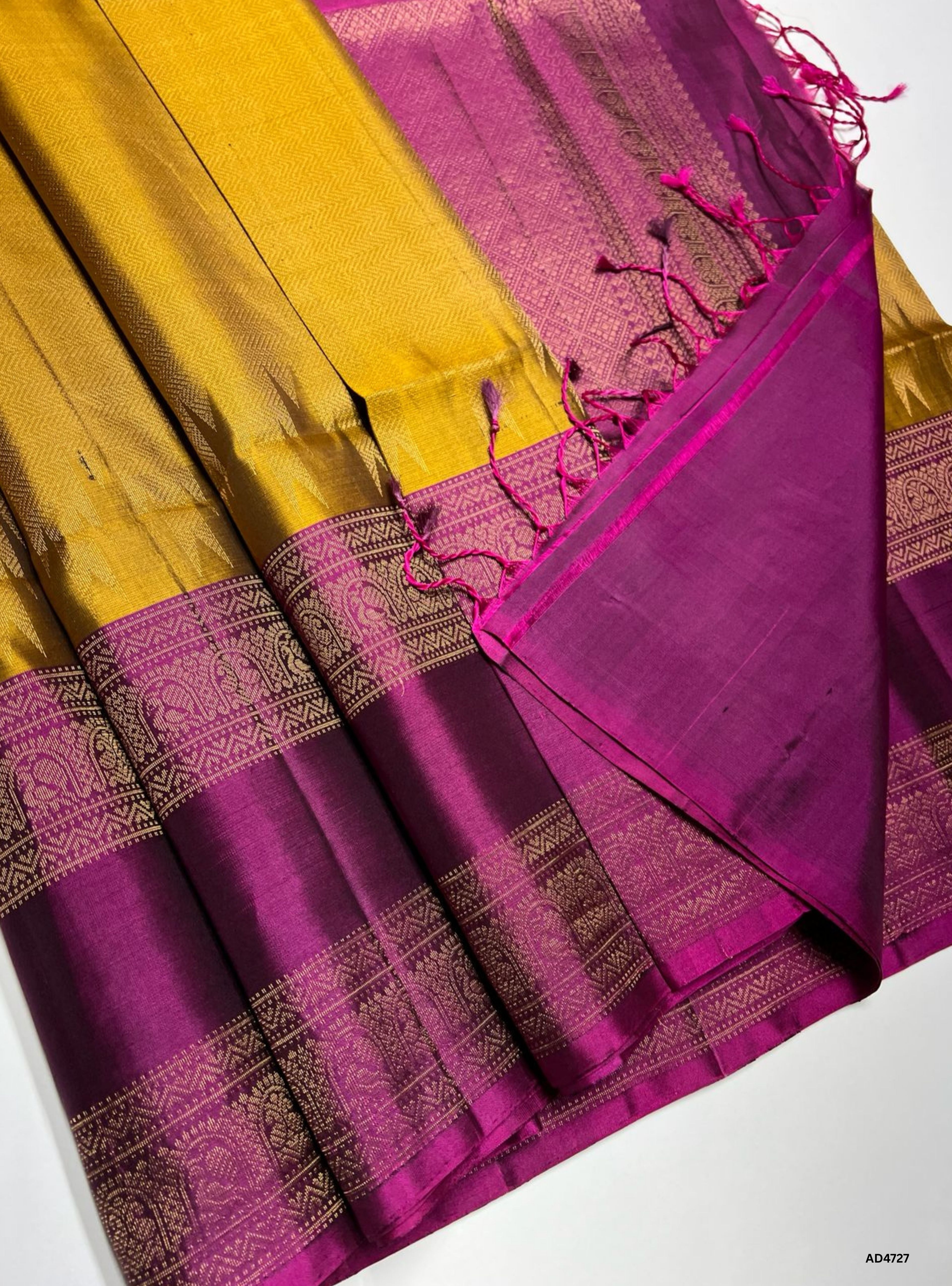 Golden Brown & Magenta - Retta Pet Border Soft Silk Saree