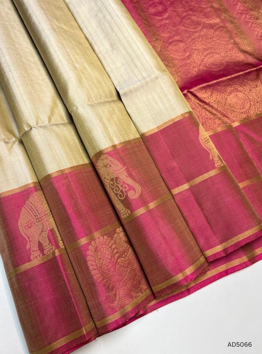 Ivory & Pink - Vairaoosi Fancy Border Soft Silk  Saree
