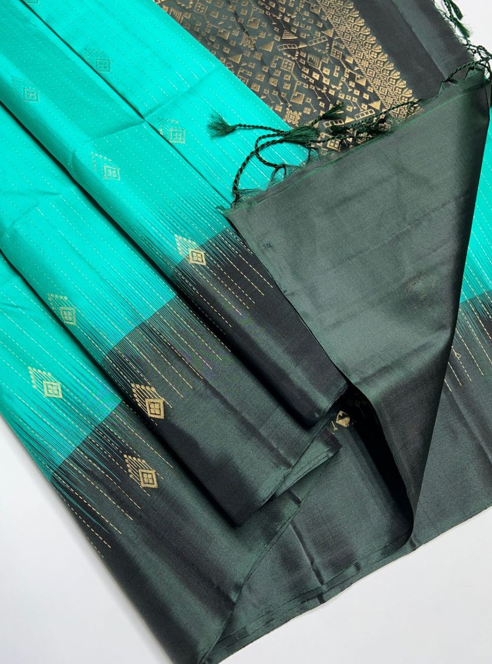 Turquoise & Bottle Green - Soft Silk Saree