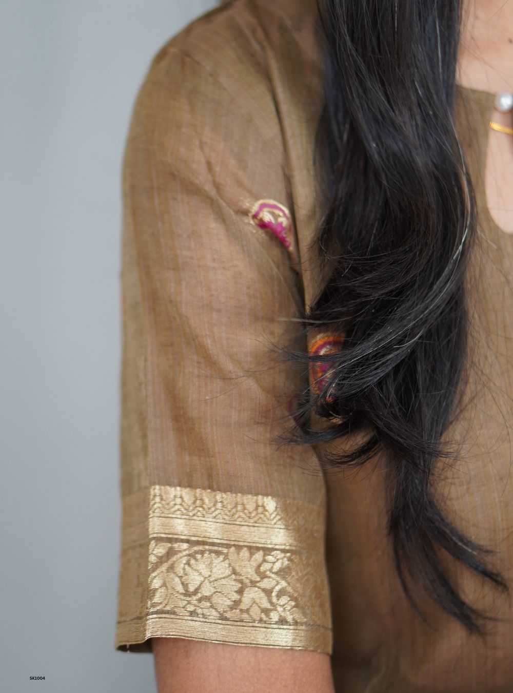 Brown- Kurti