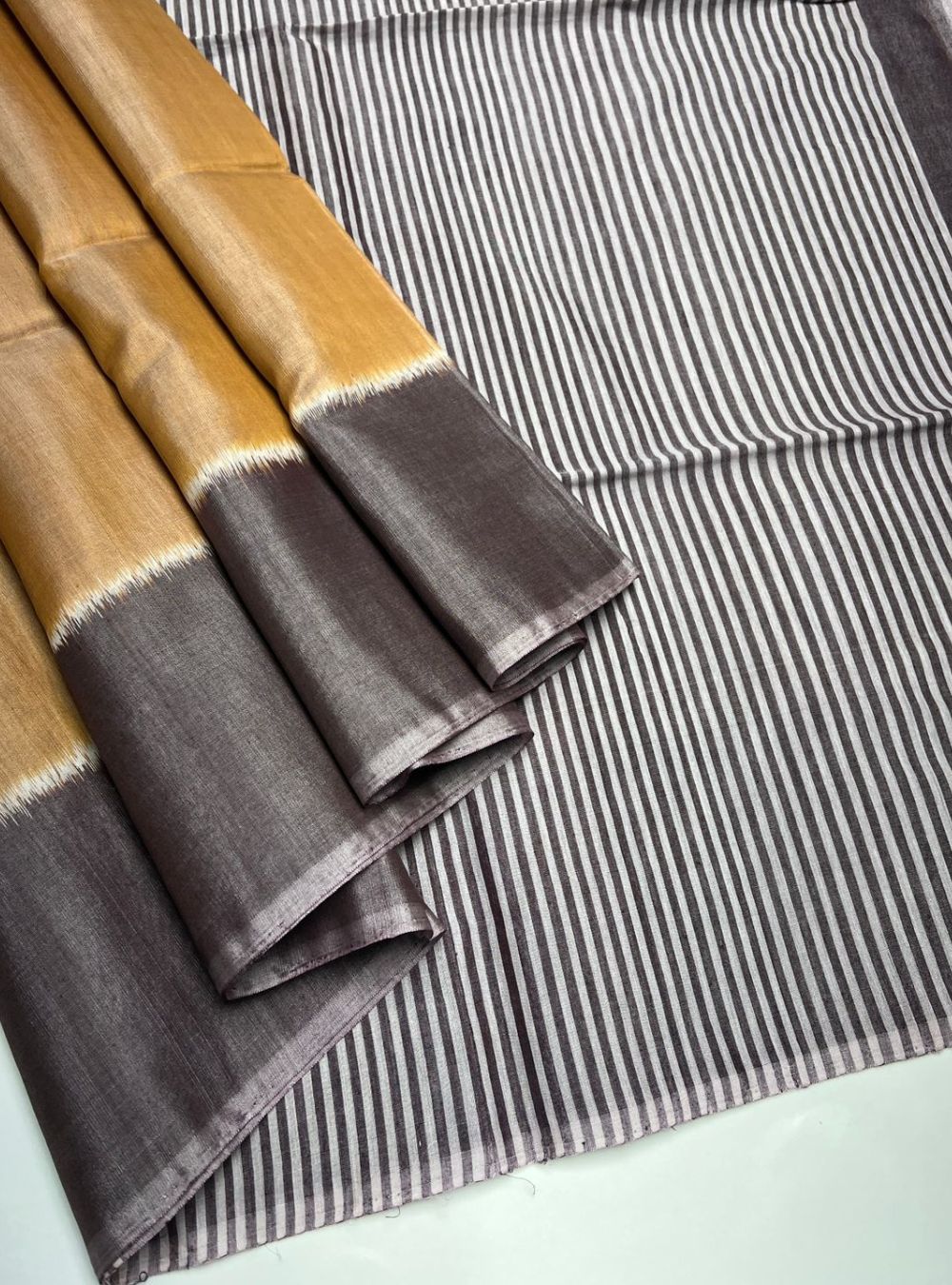 Sandalwood & Lilac - Kora Cotton Saree