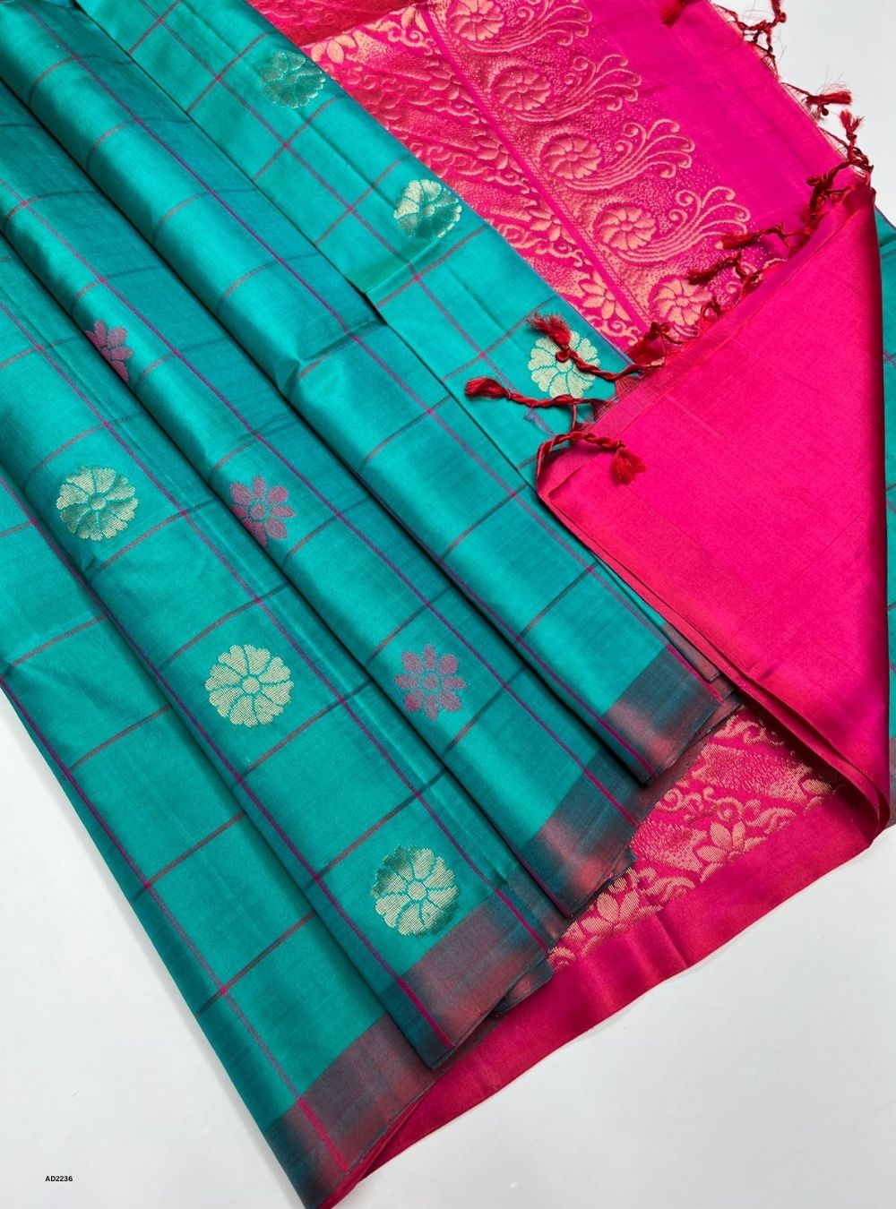 Rama Green & Reddish Pink - Soft Silk Saree