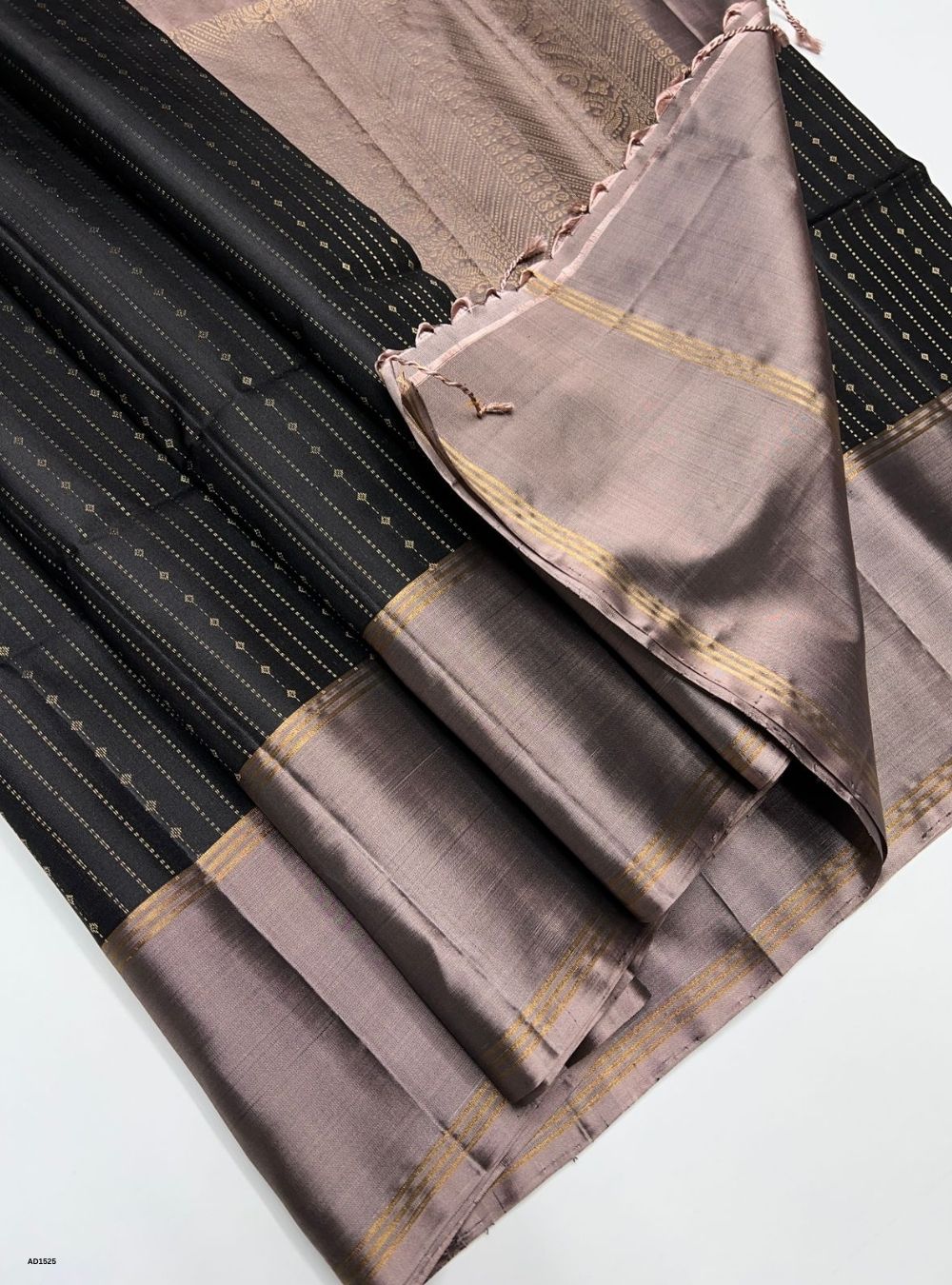 Vaira Oosi - Black & Coco Brown Soft Silk Saree