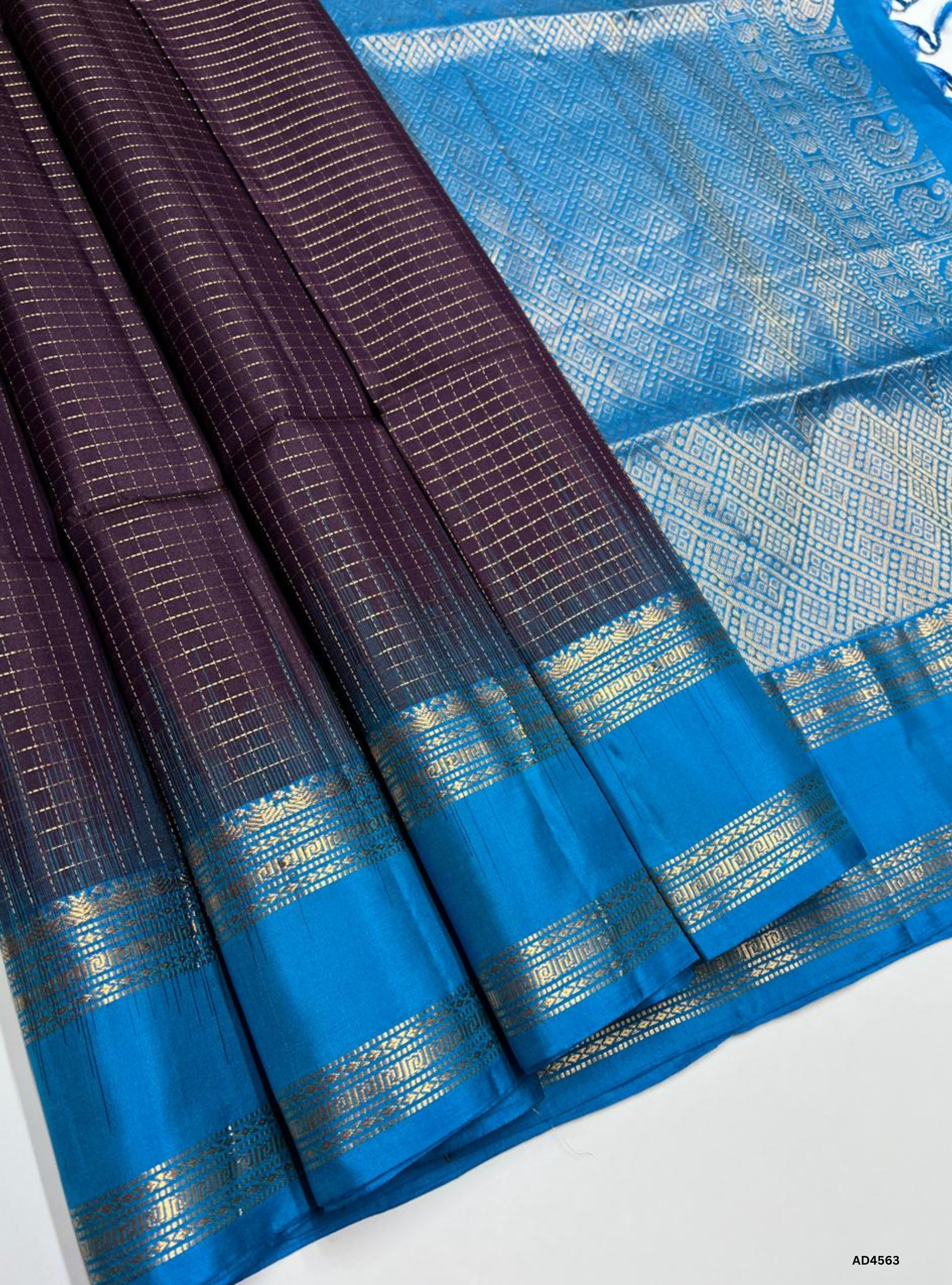 Plum & Rama Blue - Checkerd Retta Pet Border Saree