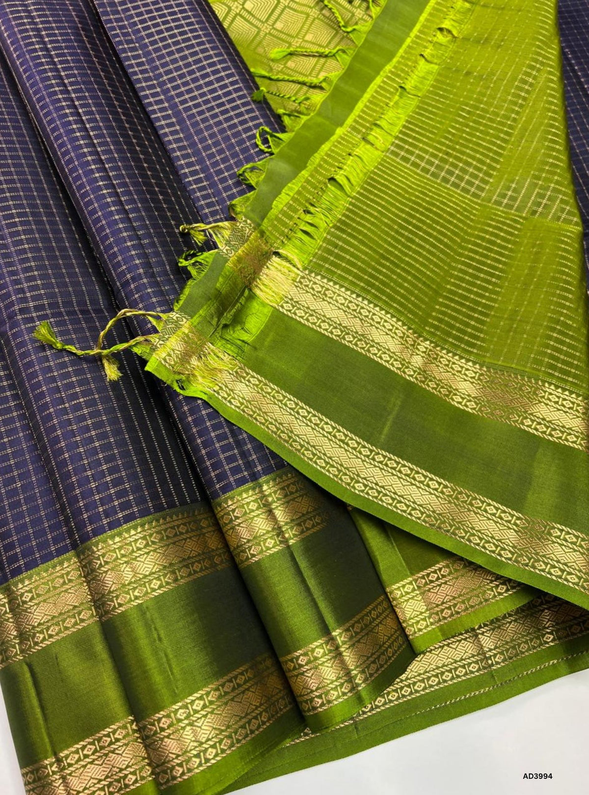 Navy Blue & Olive Green - Checkerd Retta Pet Saree