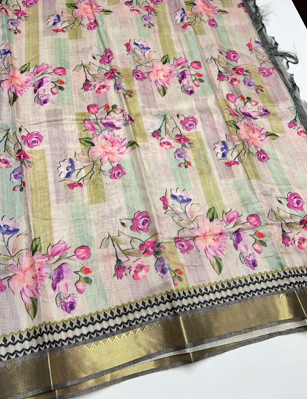 Half White & Grey - Semi Tusser Saree