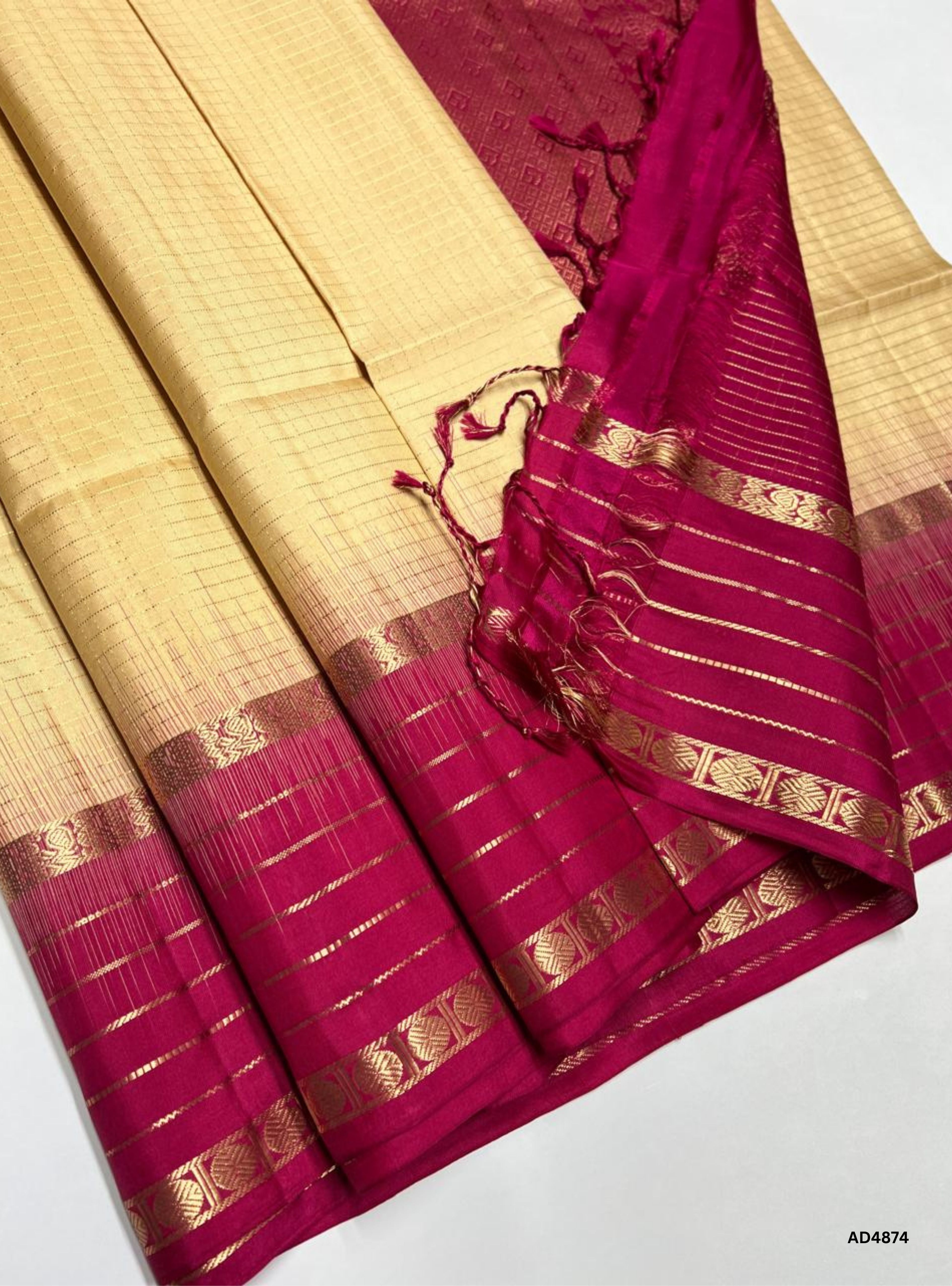 Half White & Redish Pink - Retta Pet Border Saree