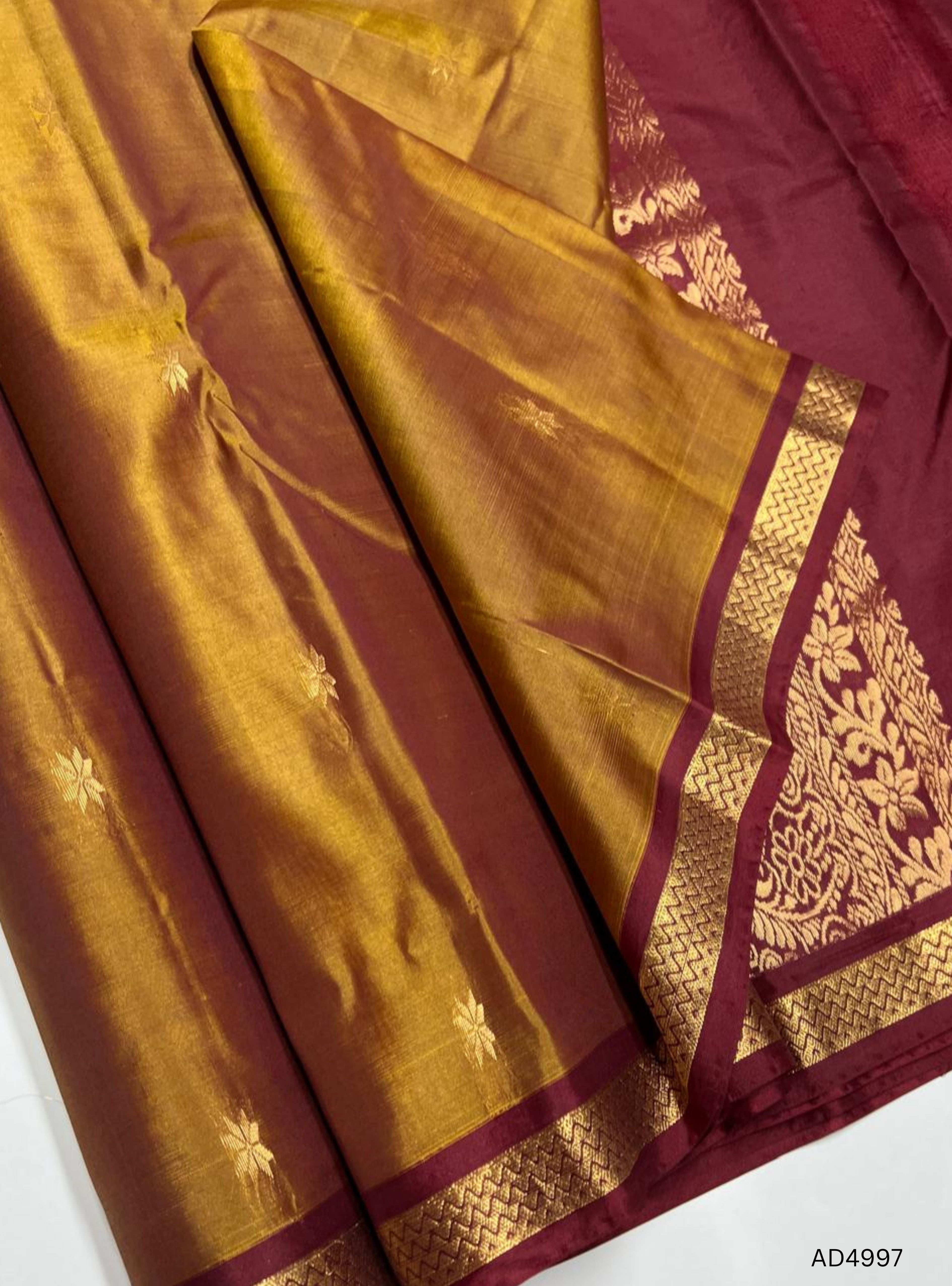 Brown & Plum - Kanchi Border Soft Silk Saree