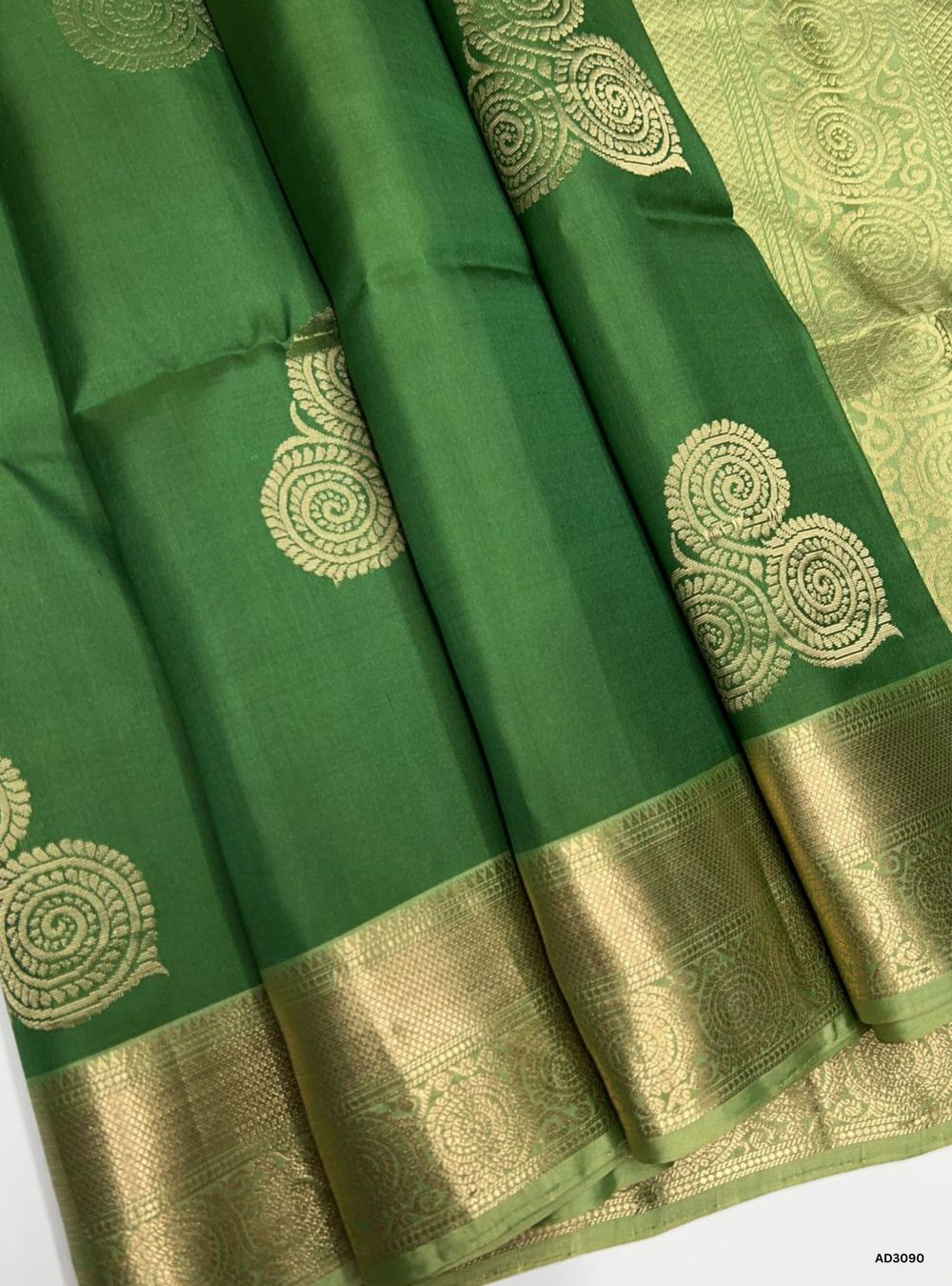 Green Soft Silk Saree with Coffee Brown Pallu and Bhutta Jacquard Border
