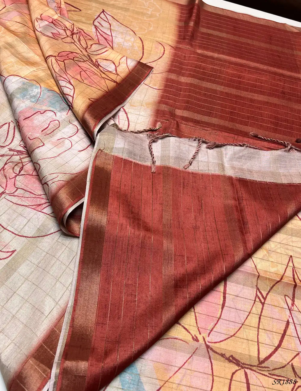 Beige & Peach Pink - Kadhi Georgette Saree -