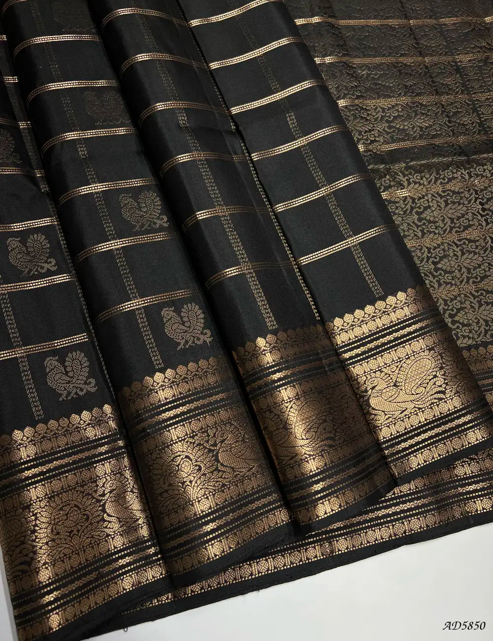 Black - Checkerd X Kanchi Border Soft Silk Saree Front View