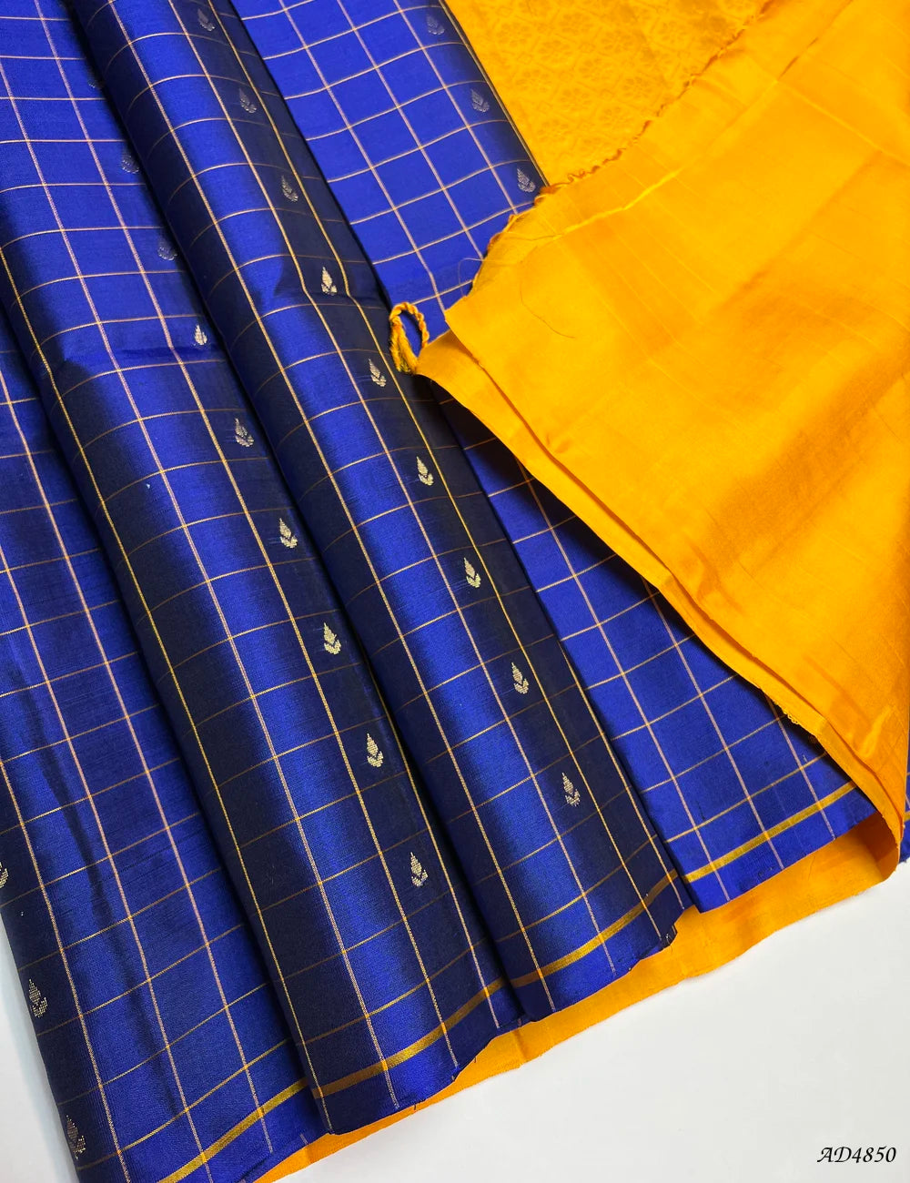 Blue & Yellow - Checker Soft Silk Saree Pallu View
