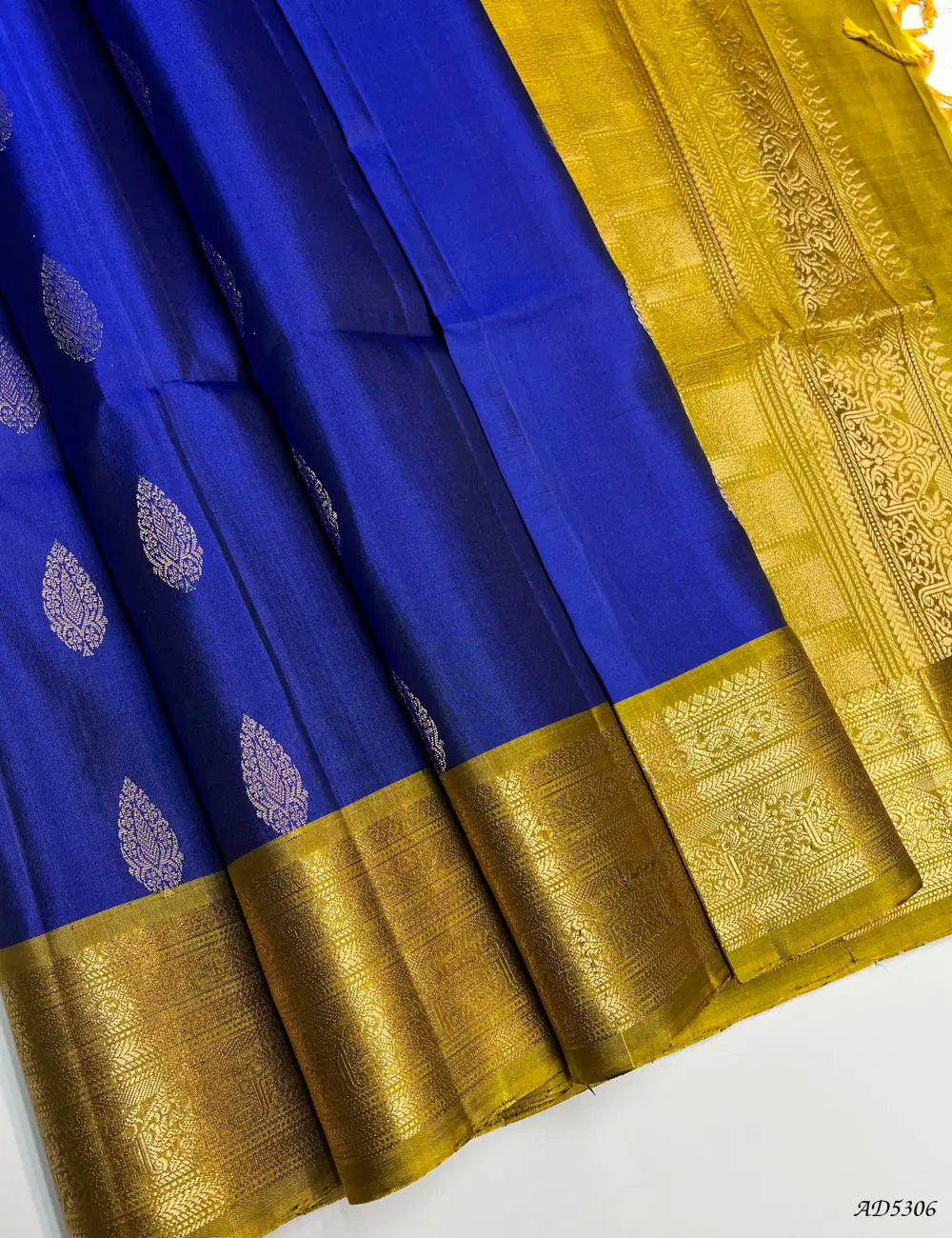 Blue & Yellow - Kanchi Border Soft Silk Saree Front View