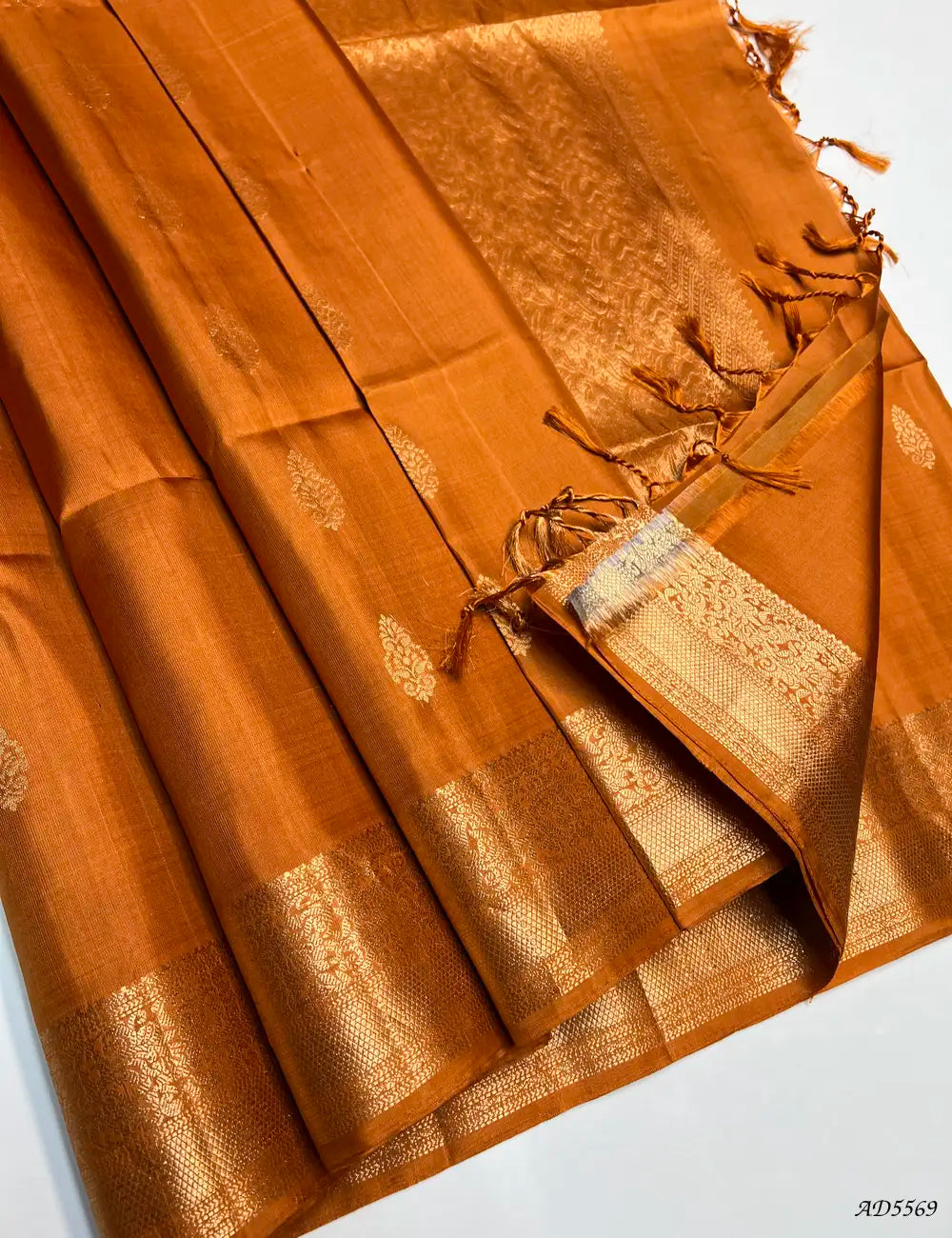 Burnt Orange - Kanchi Border Soft Silk Saree Pallu View