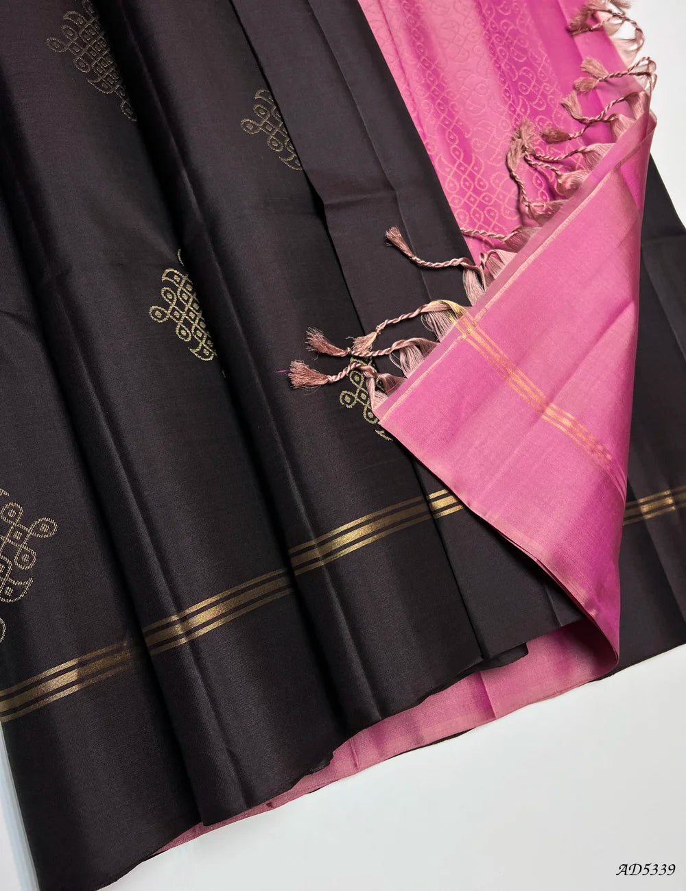Coffee Brown & Baby Pink - Kolam Soft Silk Saree Pallu View