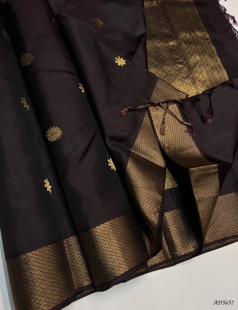 Coffee Brown - Kanchi Border Soft Silk Saree Front View