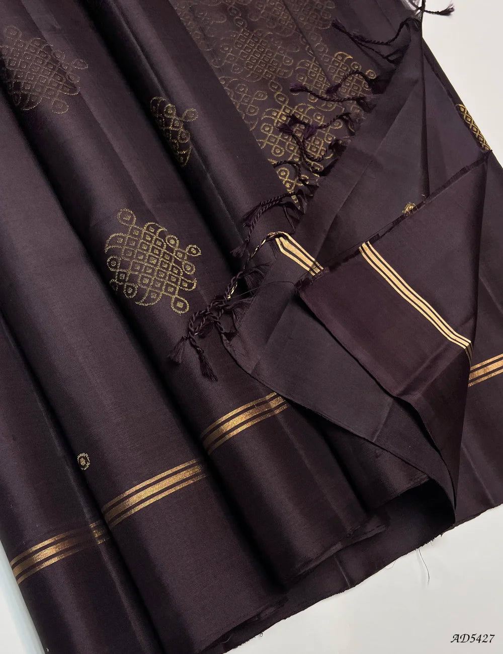 Coffee Brown - Kolam Soft Silk Saree Pallu View