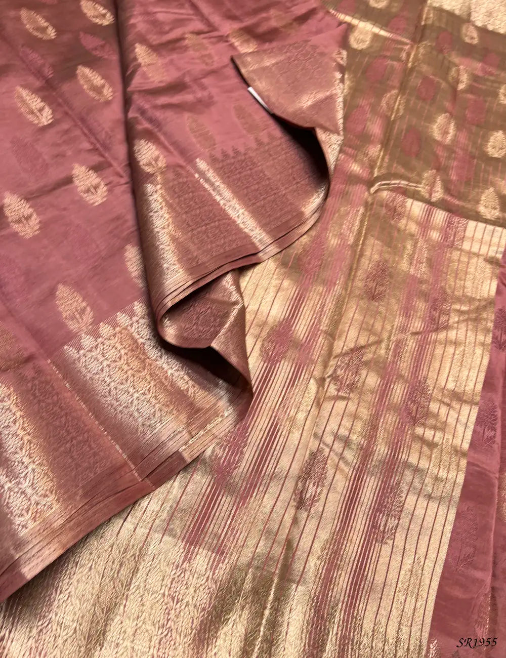 Coral Pink - Semi Tussar Saree Pallu View