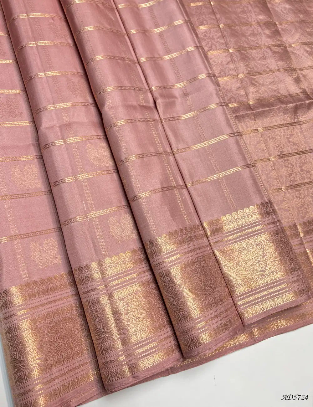 Creamy Pink - Kanchi Border Soft Silk Saree Front View