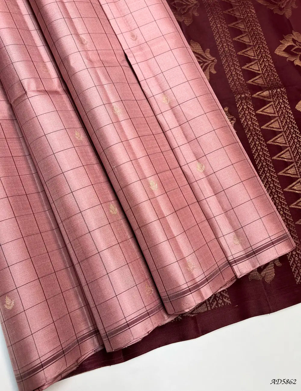 Creamy Pink & Maroon - Checkerd Soft Silk Saree Front View