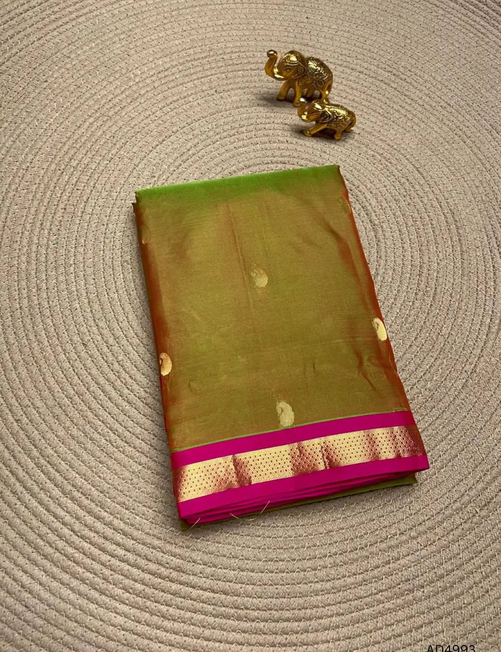 Dual Tone Green  & Pink - Kanchi Border Soft Silk Saree