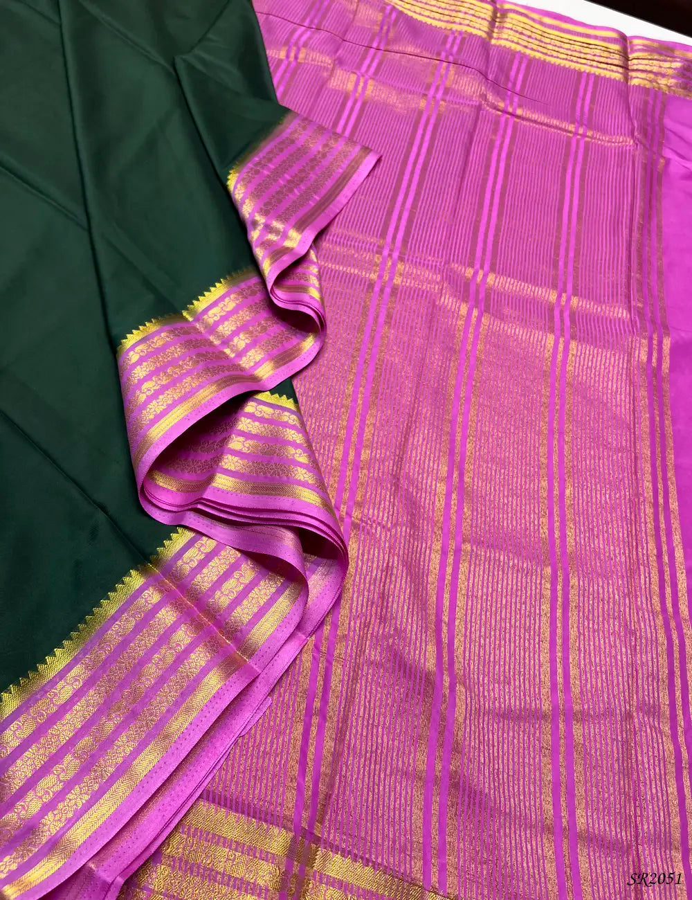 Green & Baby Pink - Mysore Crepe Saree Pallu View