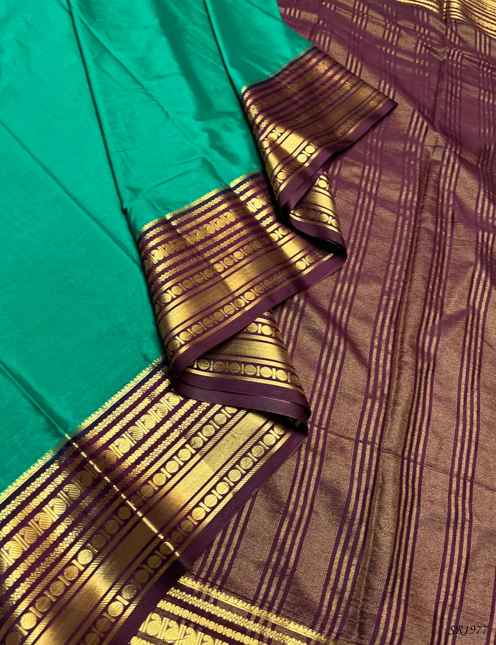 Green & Burgundy - Mysore Crepe Saree Pallu View