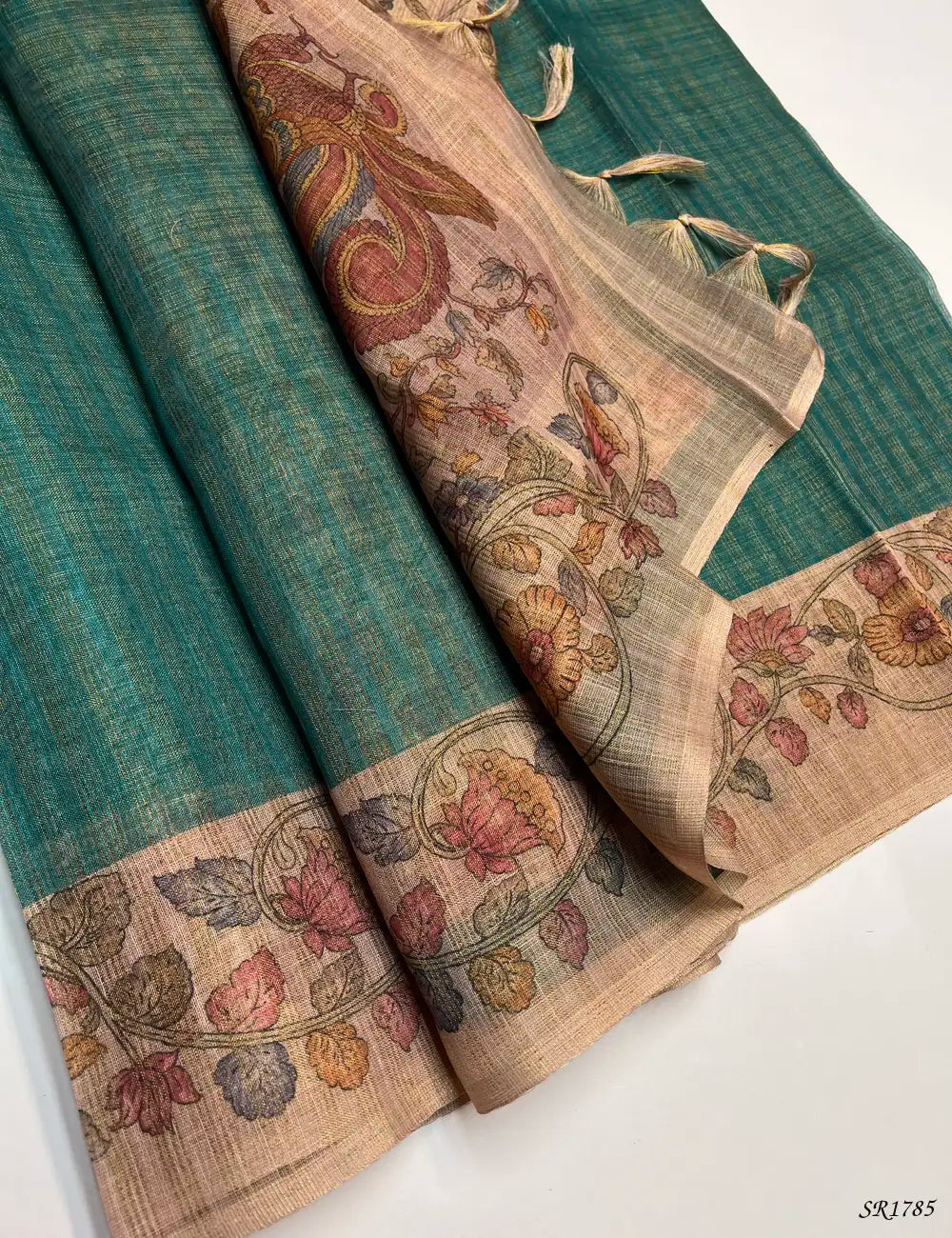 Green & Cream - Semi Tussar Sarees Pallu View