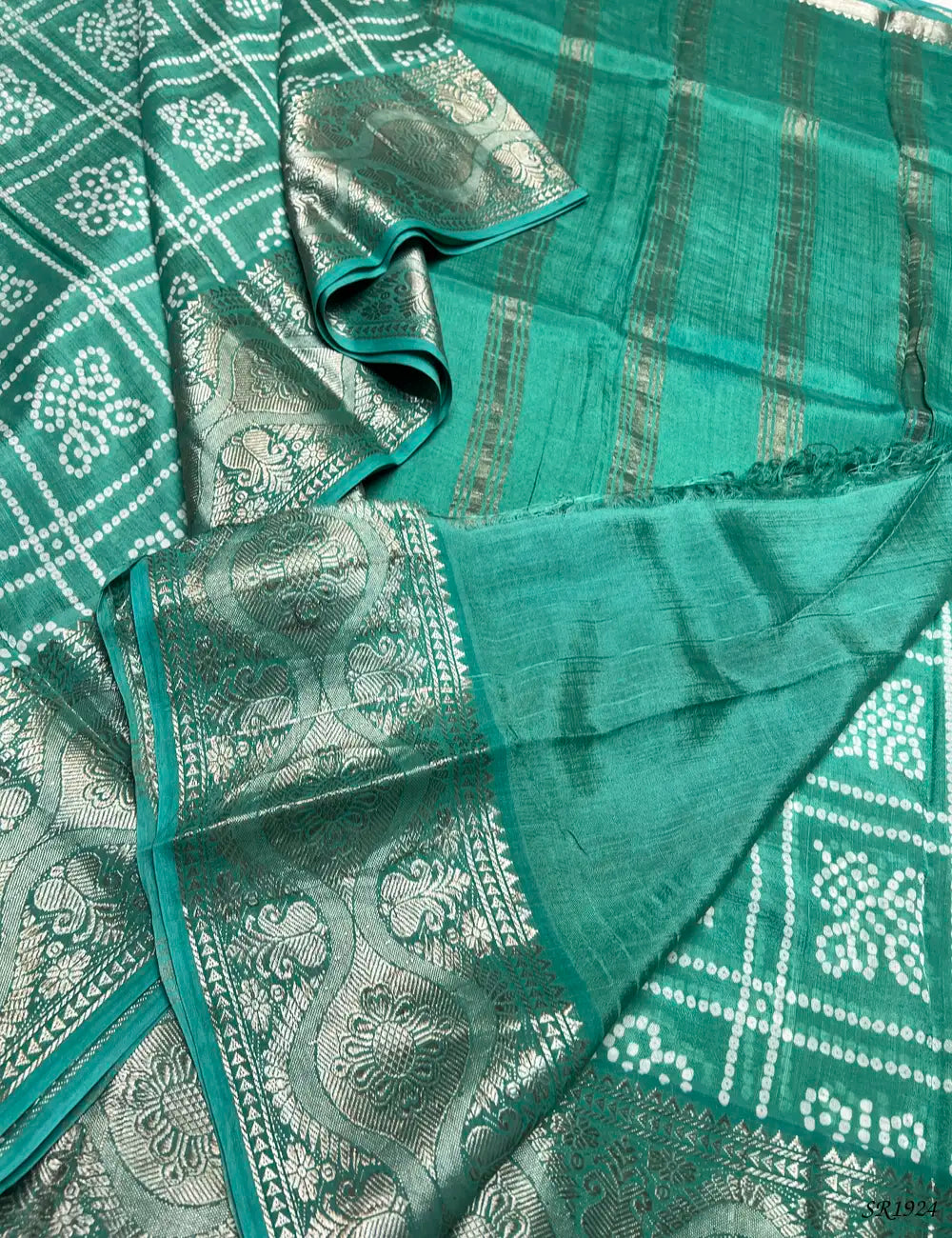 Green - Mangalagiri Silk Saree -